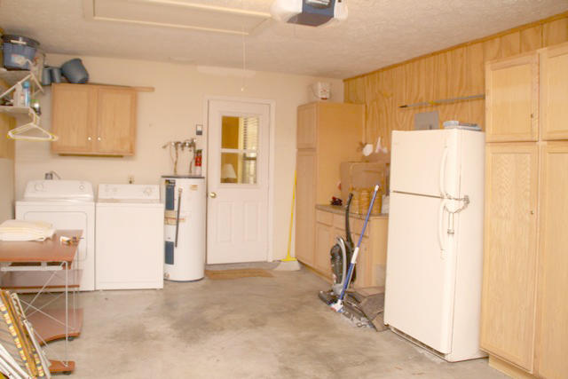 CAMP CREEK LAKE - Residential