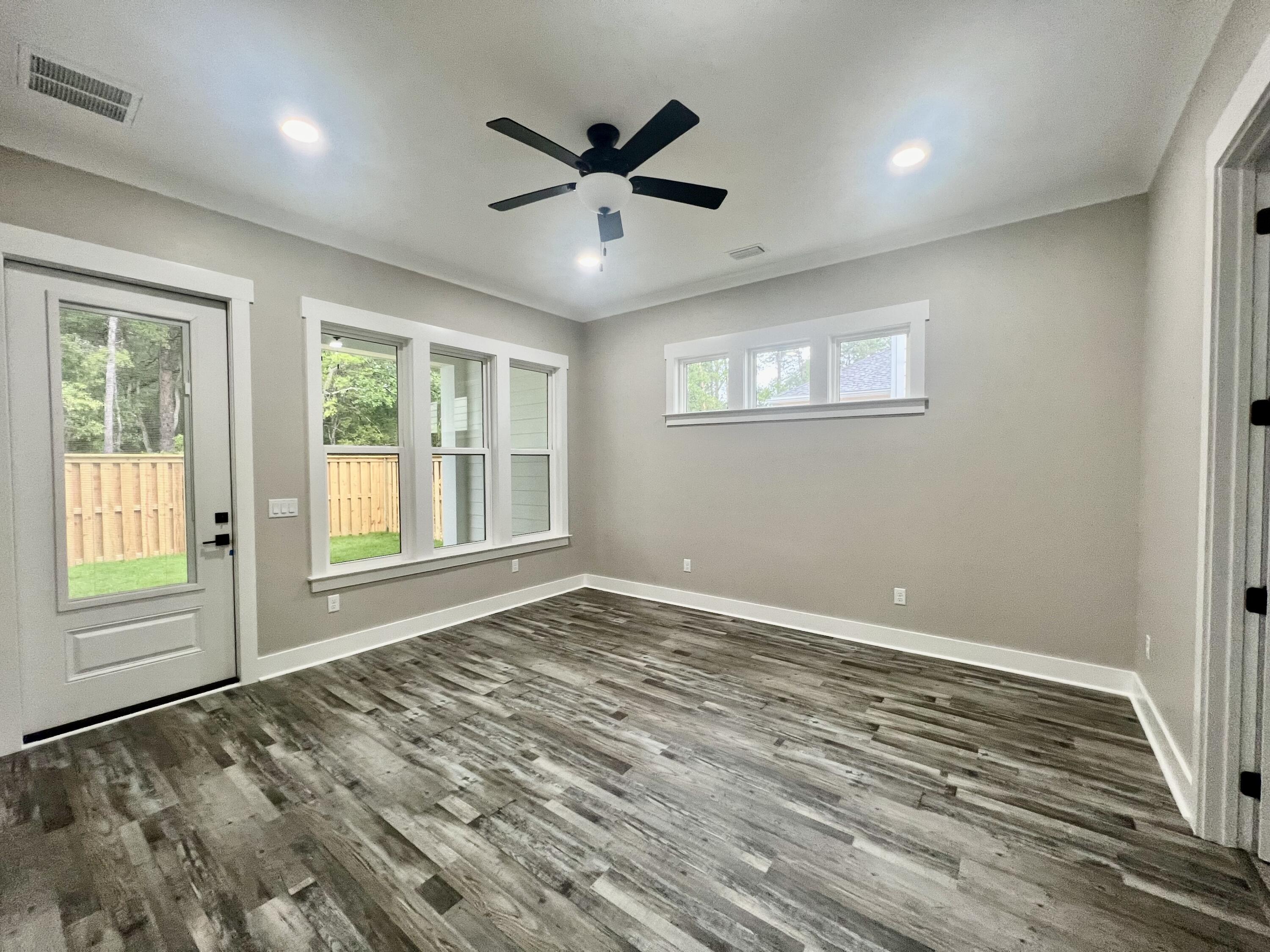 Deer Moss Creek - Residential