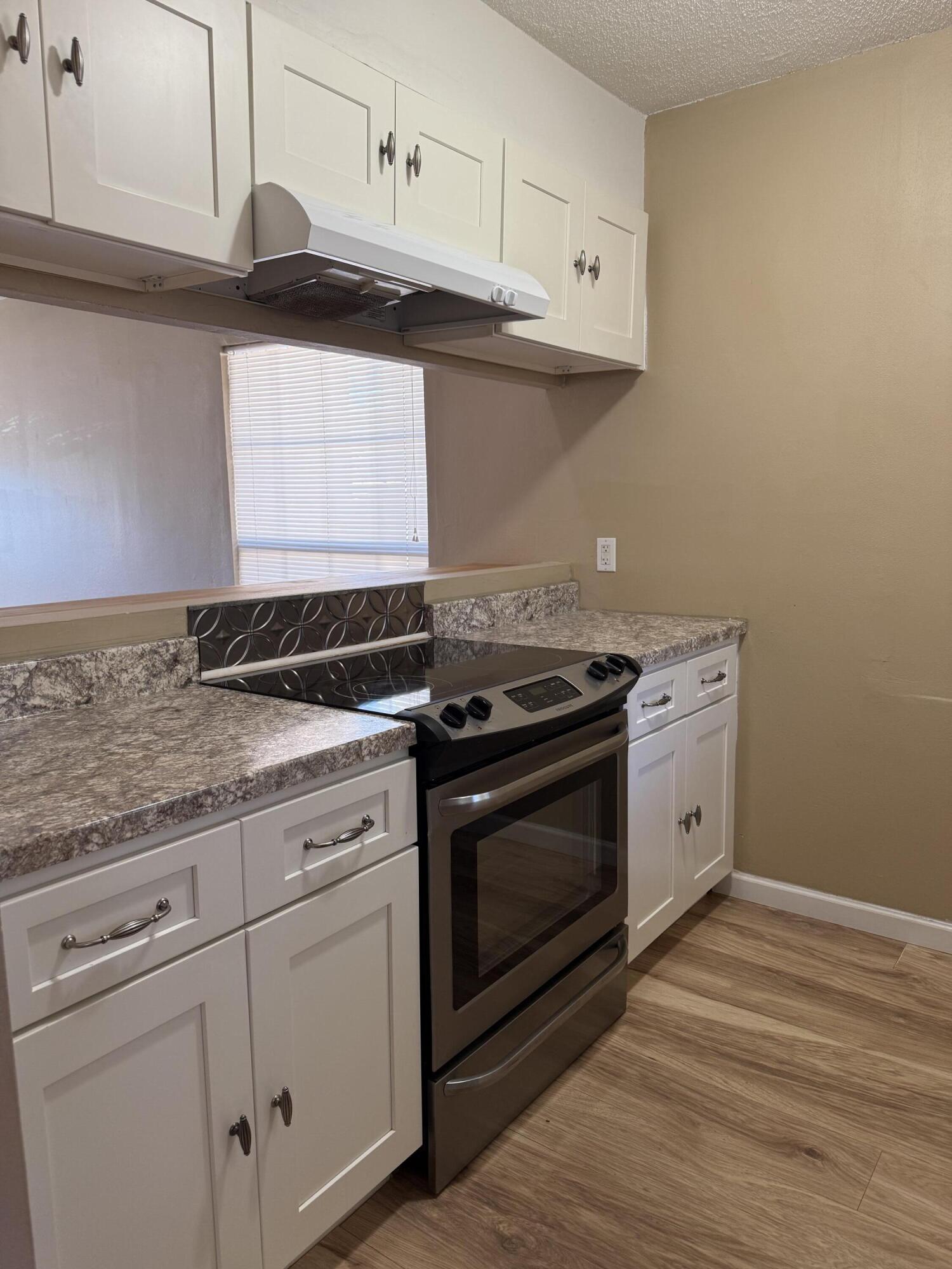 SUNSET STRIP - Residential Lease