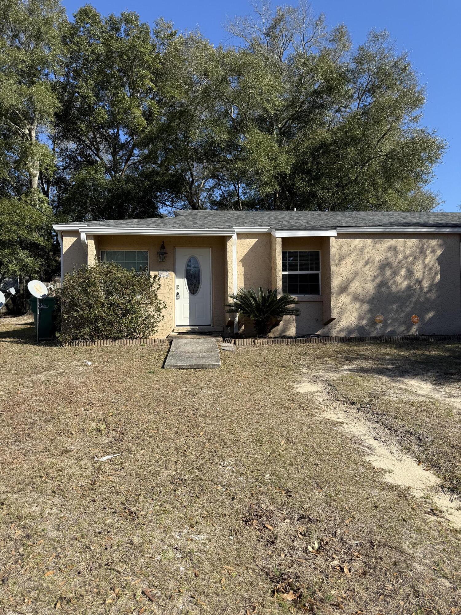 SUNSET STRIP - Residential Lease