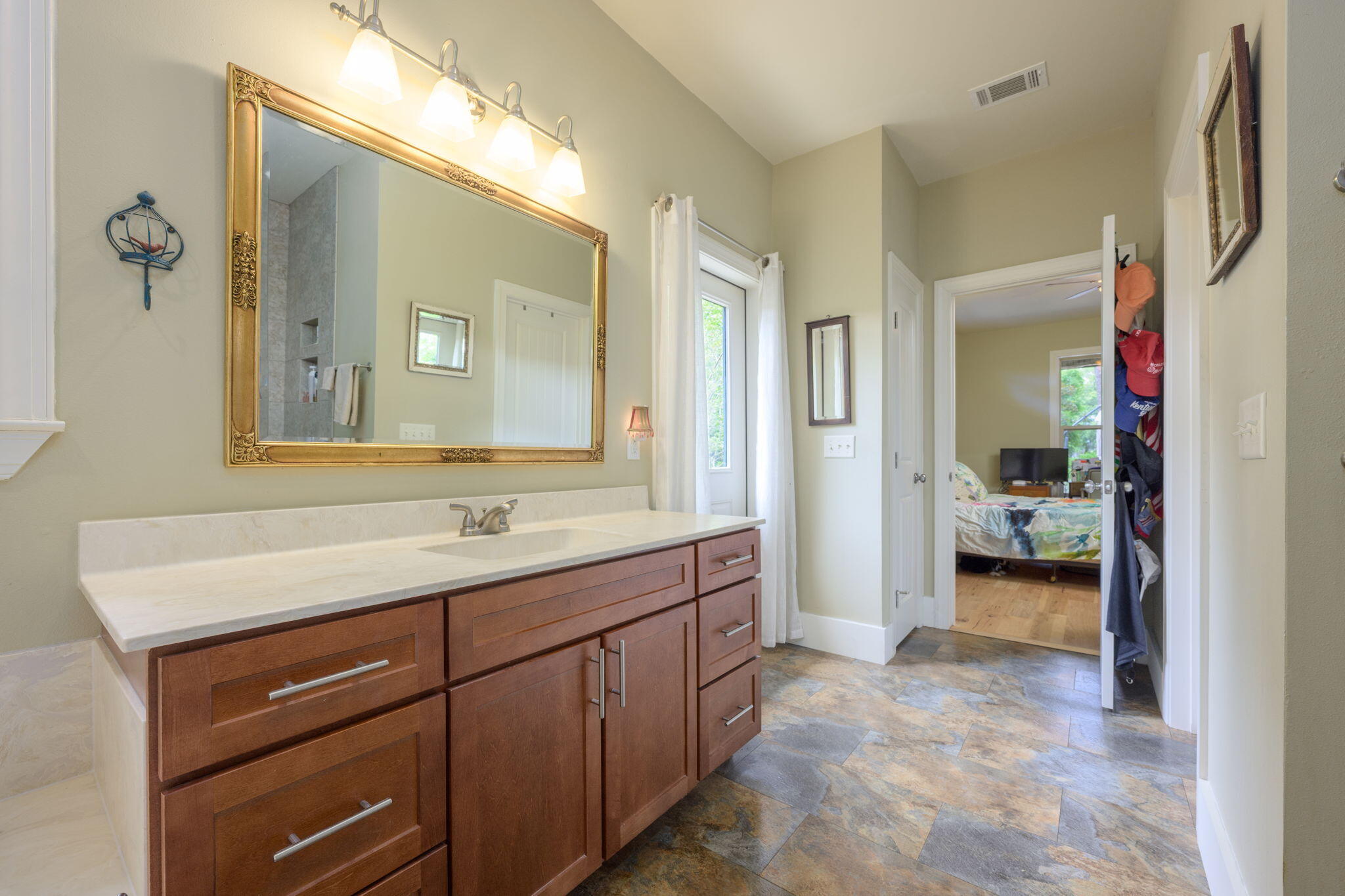 DAUGHETTES AMENDED - Residential