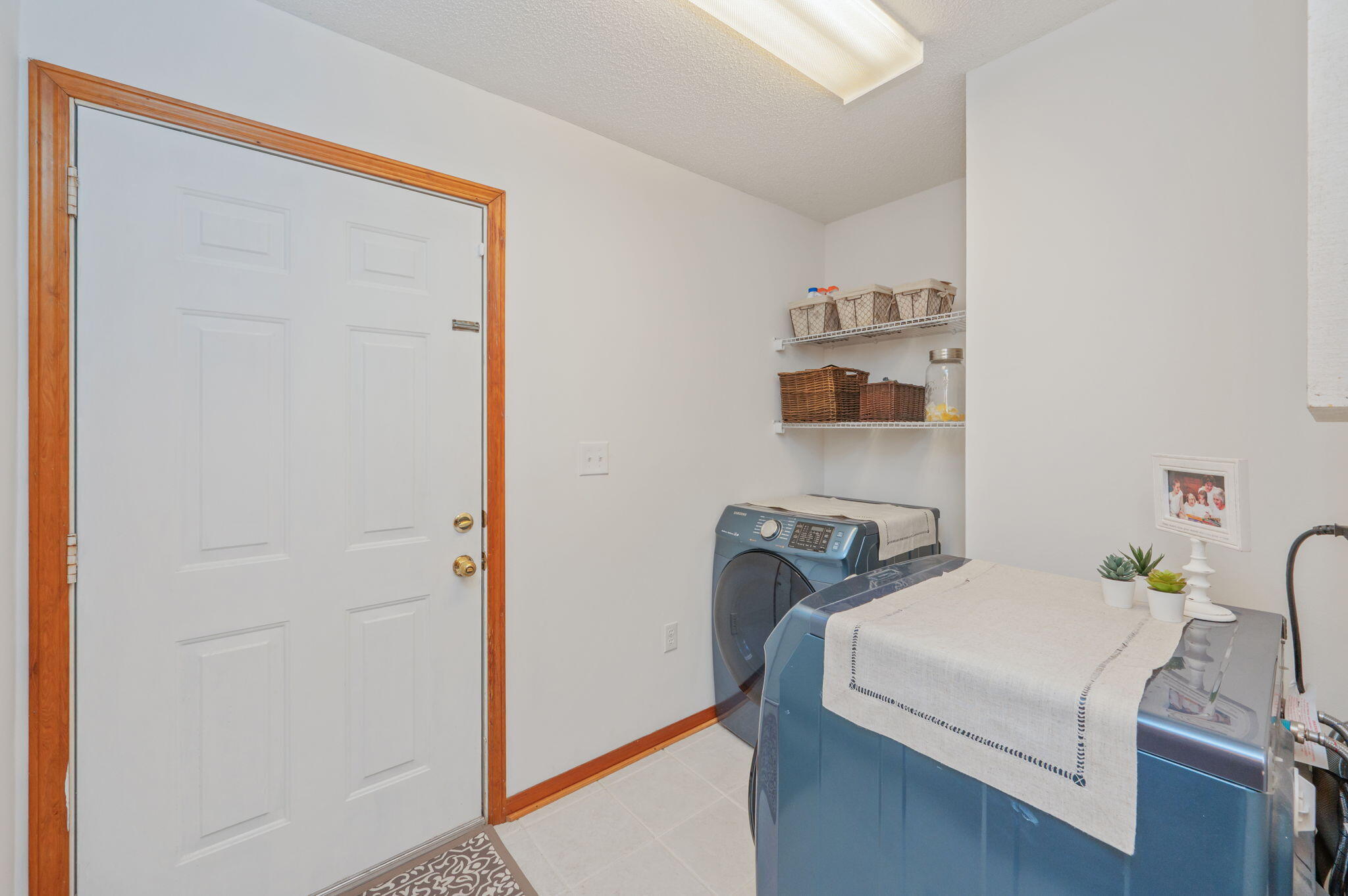 COUNTRYVIEW ESTATES - Residential