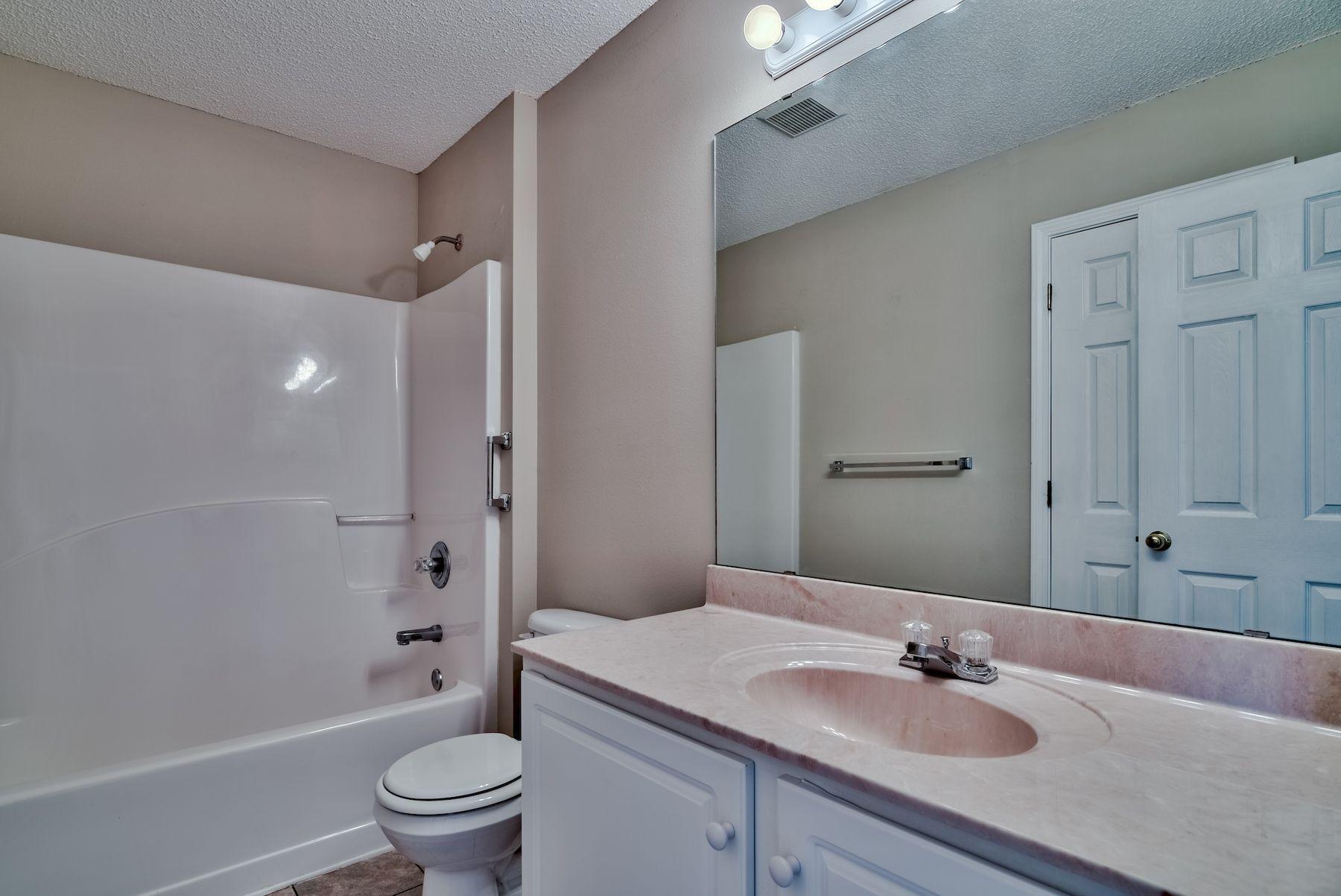 Twin Lakes S/D - Residential