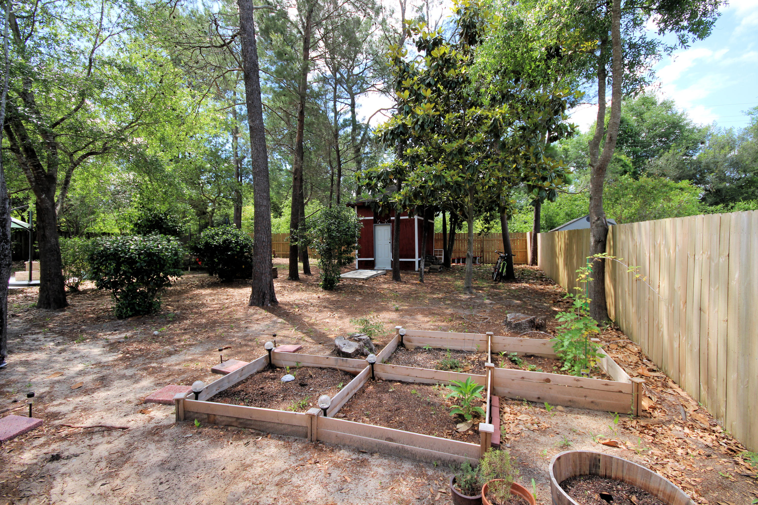 Rocky Bayou C/C #4 - Residential