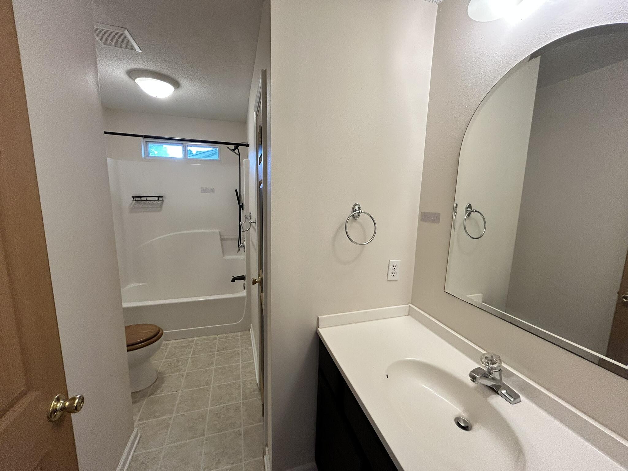 LEE FARMS PH I - Residential Lease