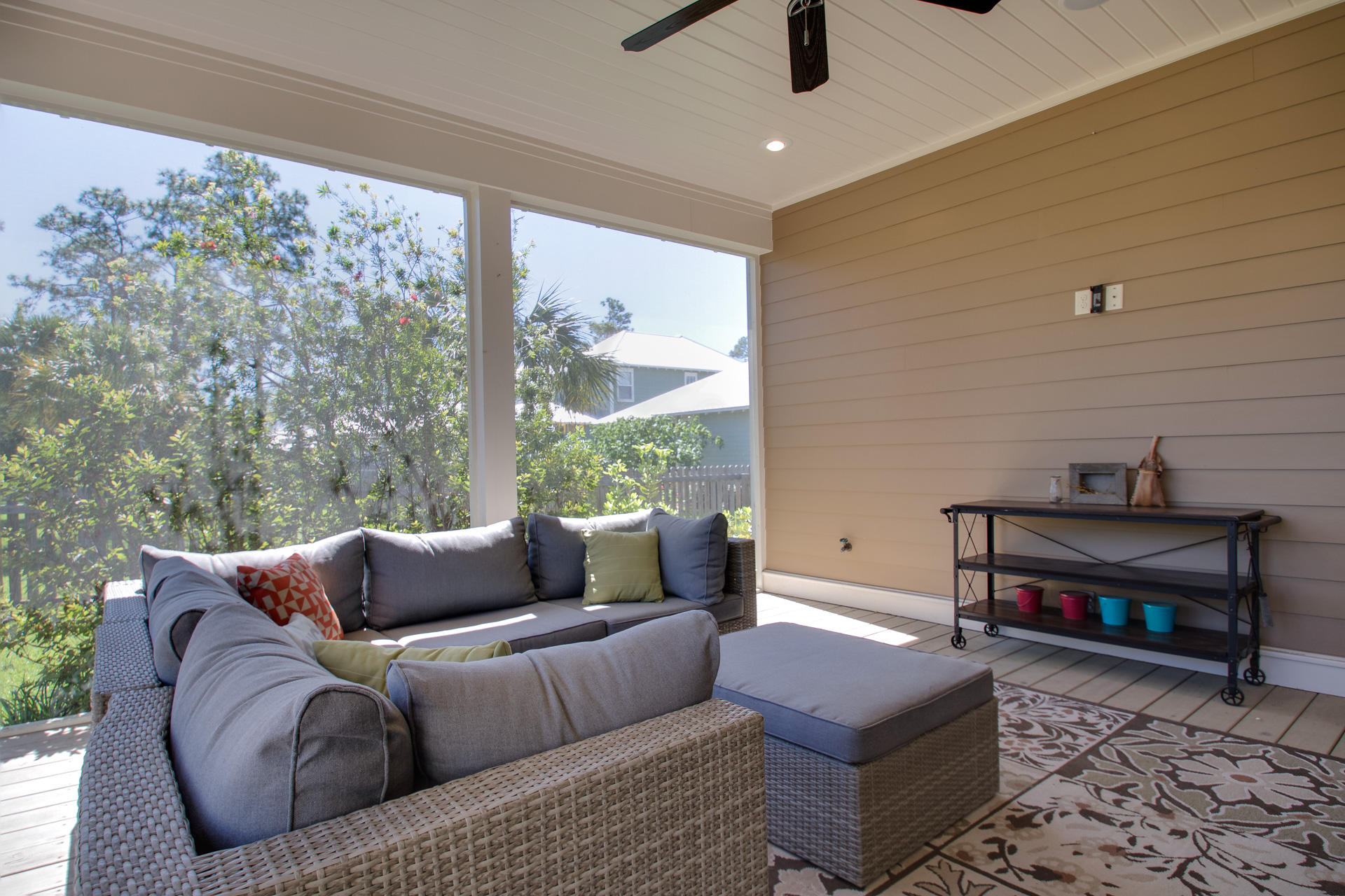 CARSON OAKS - Residential