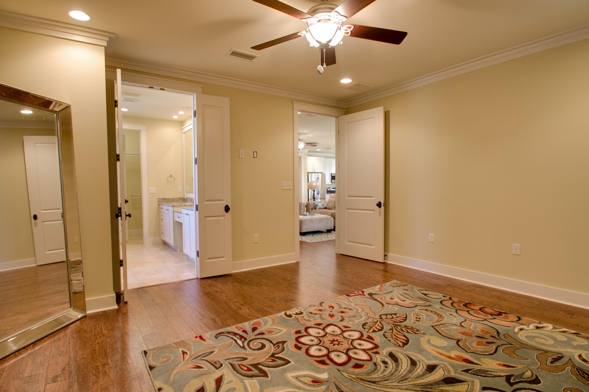 CARSON OAKS - Residential