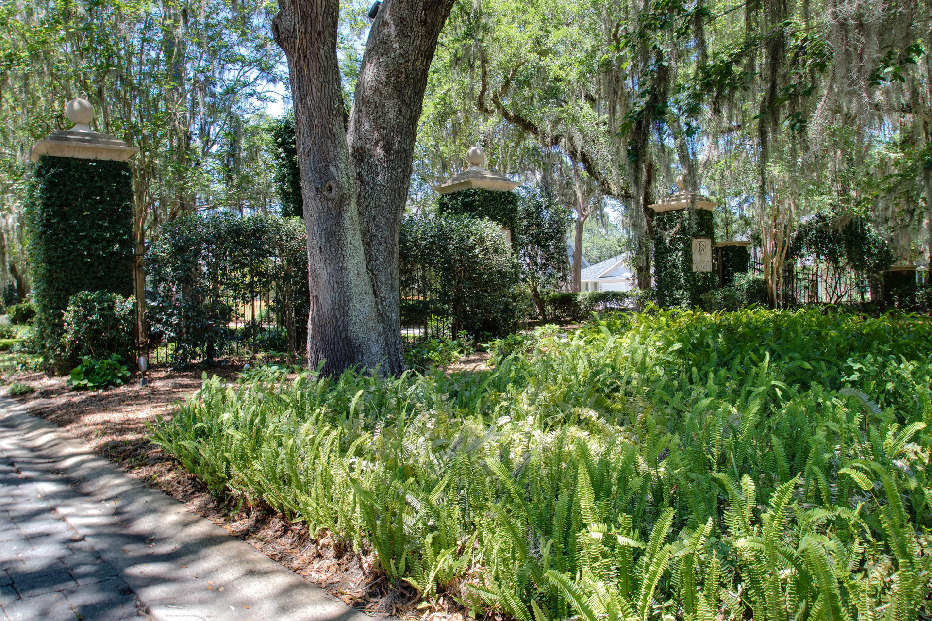 CARSON OAKS - Residential