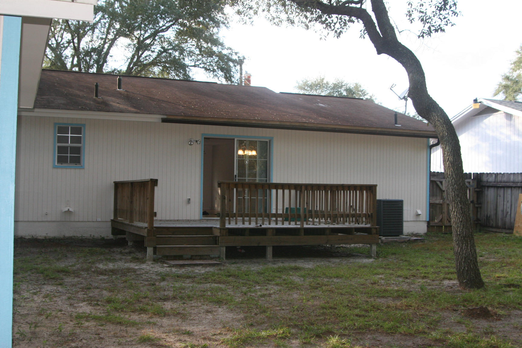 CREEKSIDE - Residential Lease