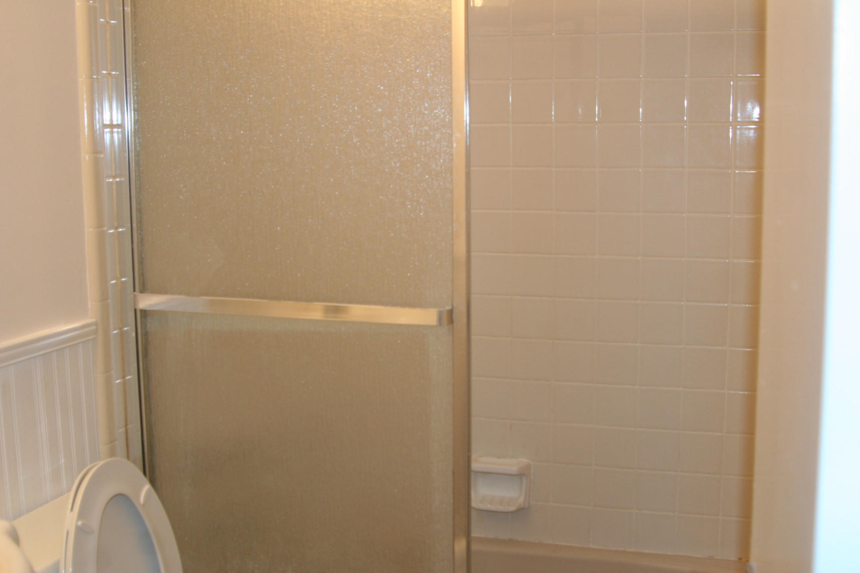 CREEKSIDE - Residential Lease