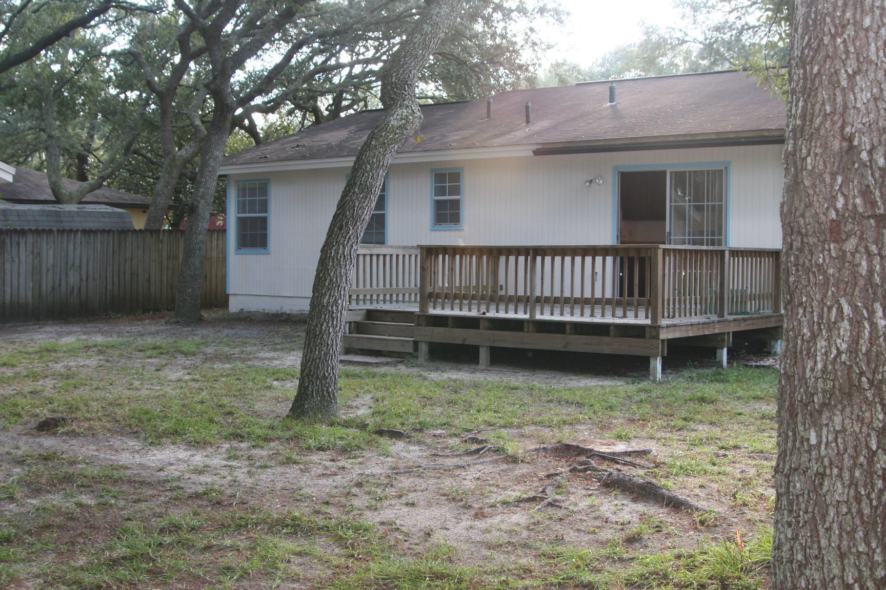 CREEKSIDE - Residential Lease