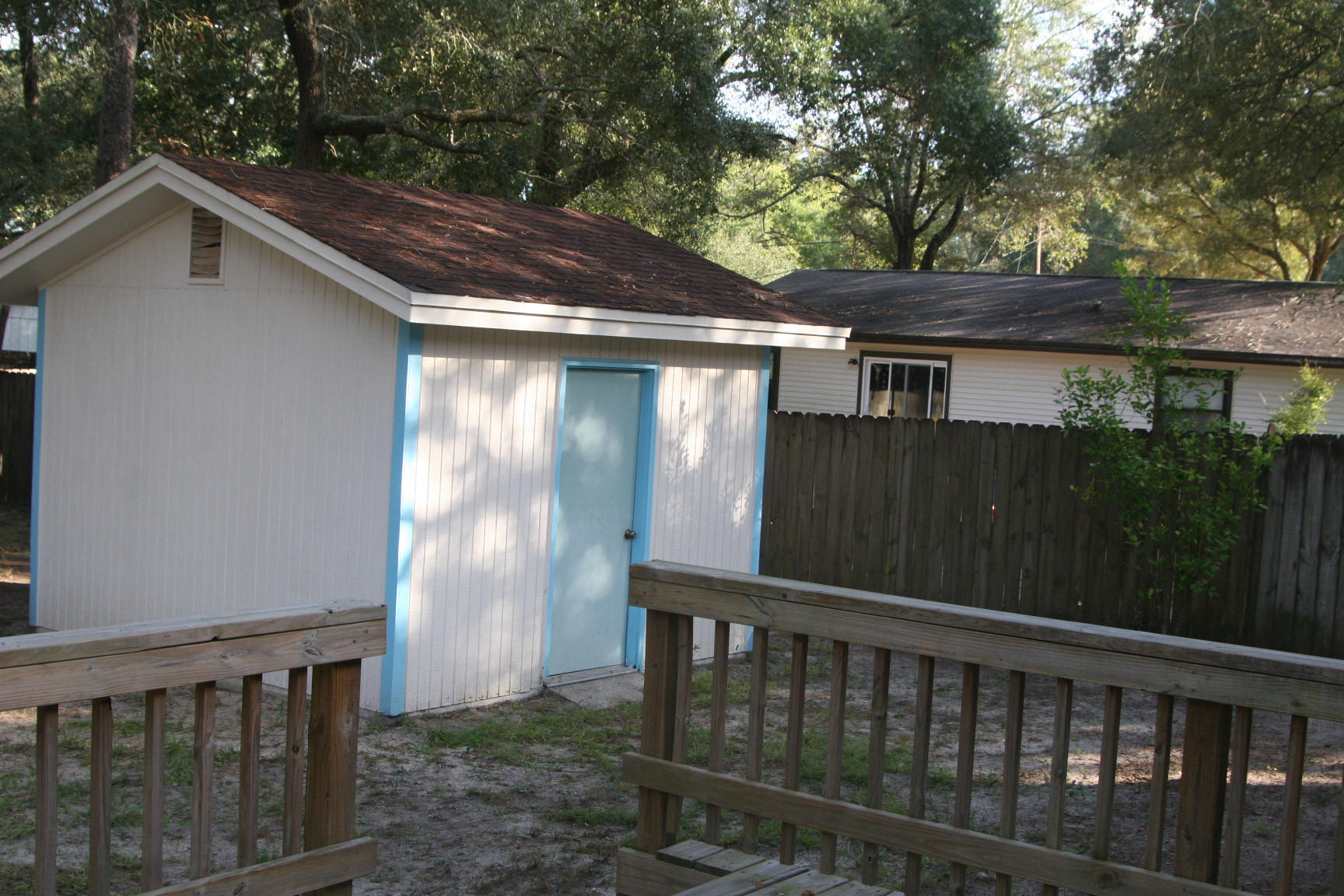 CREEKSIDE - Residential Lease