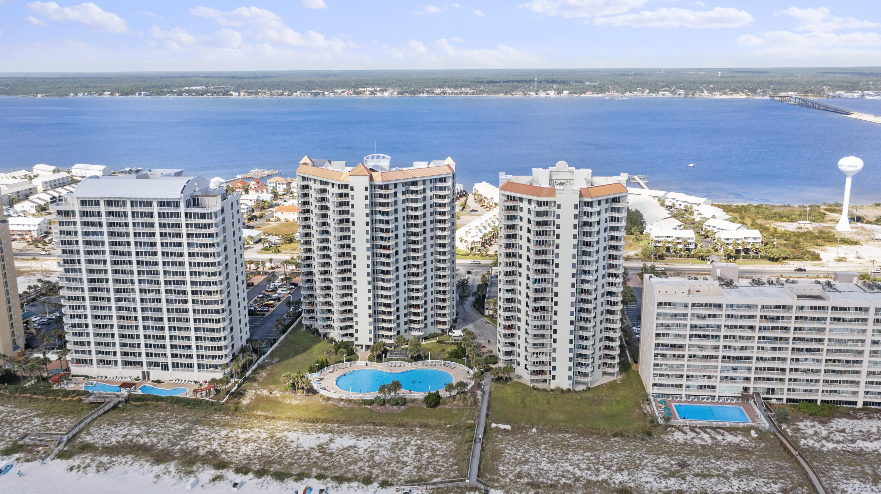 BEACH COLONY RESORT - Residential