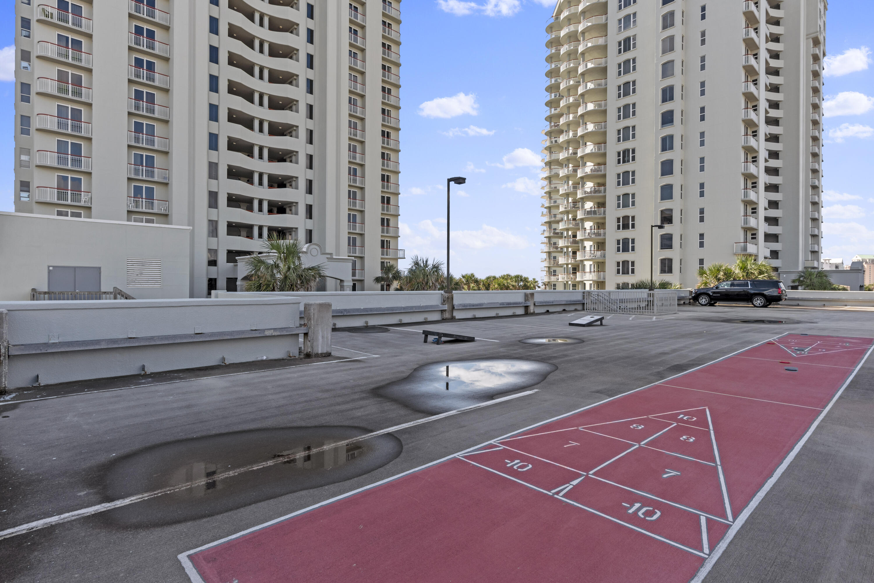 BEACH COLONY RESORT - Residential