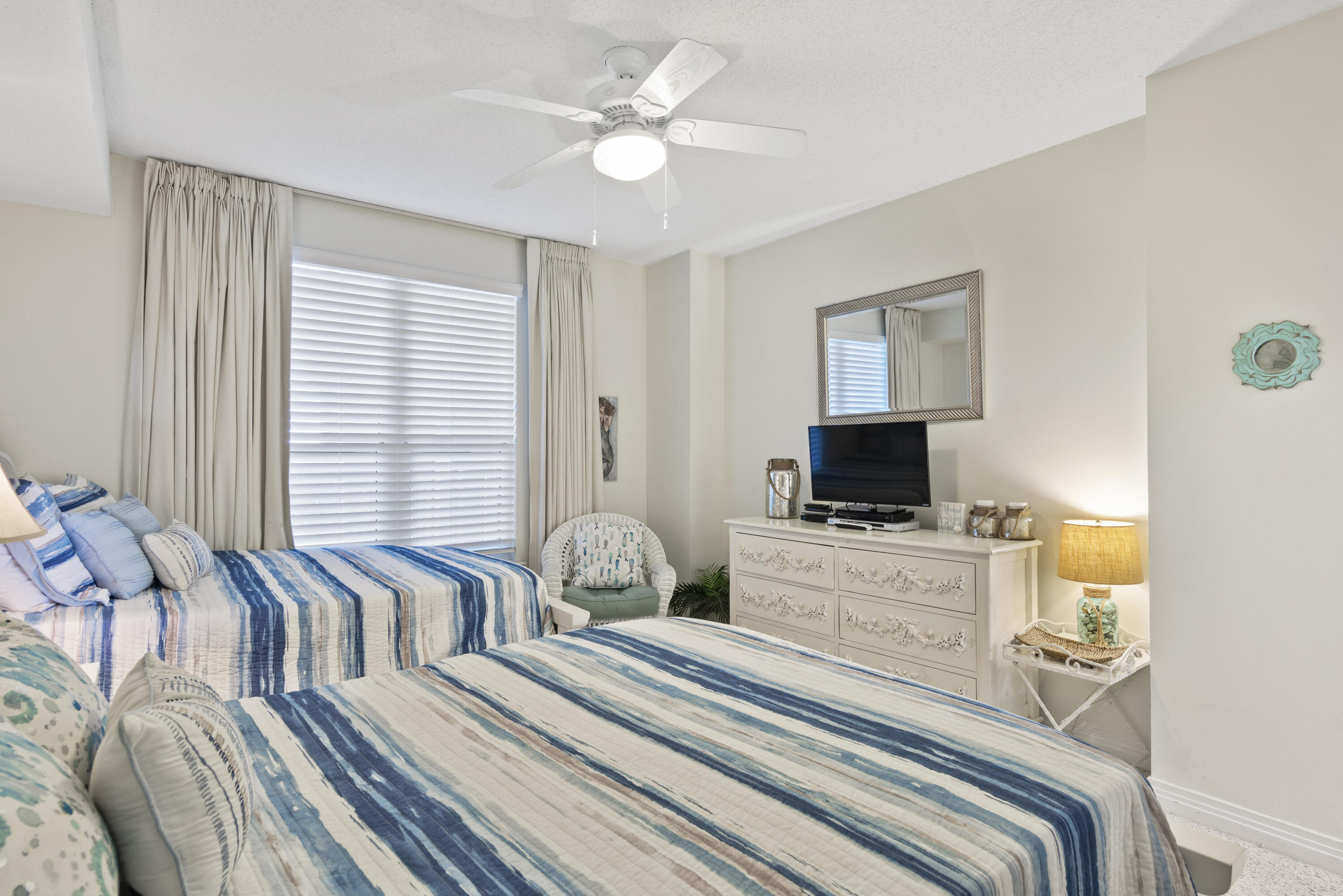 BEACH COLONY RESORT - Residential