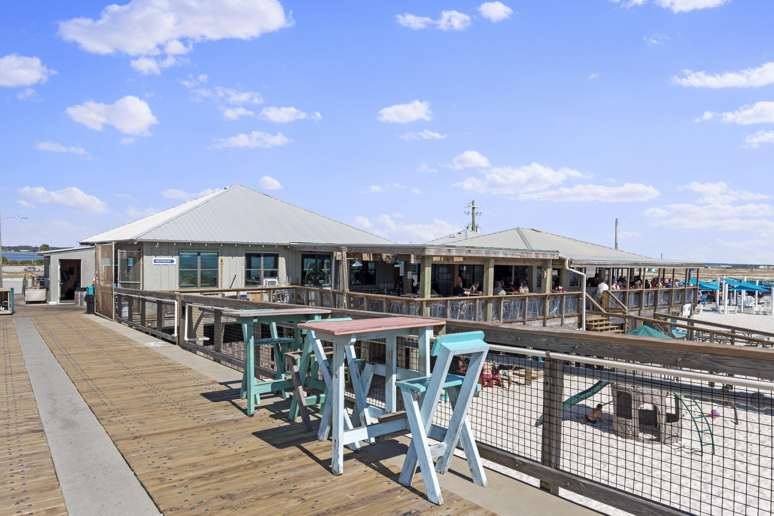 BEACH COLONY RESORT - Residential