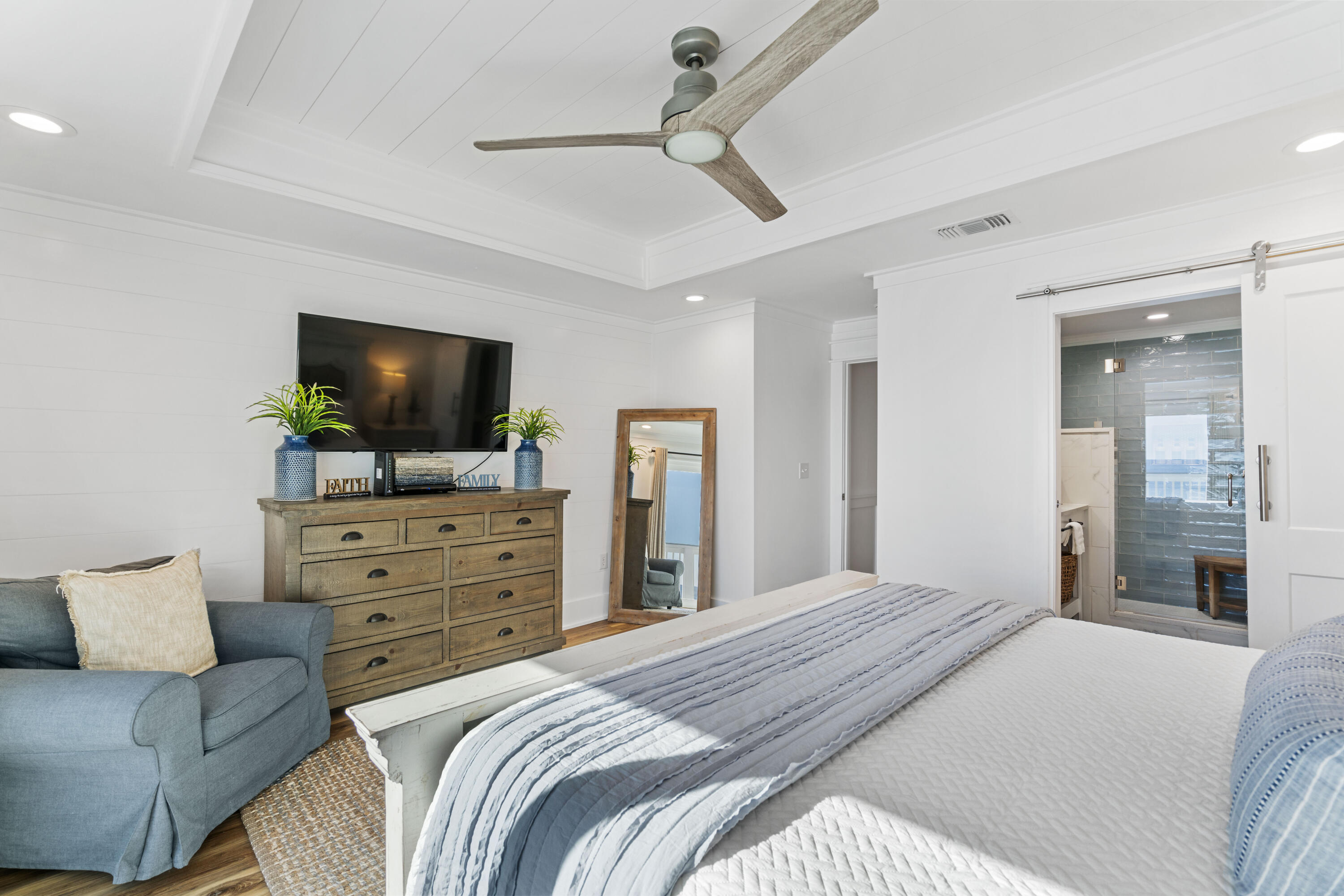 SEACREST TOWNHOMES - Residential
