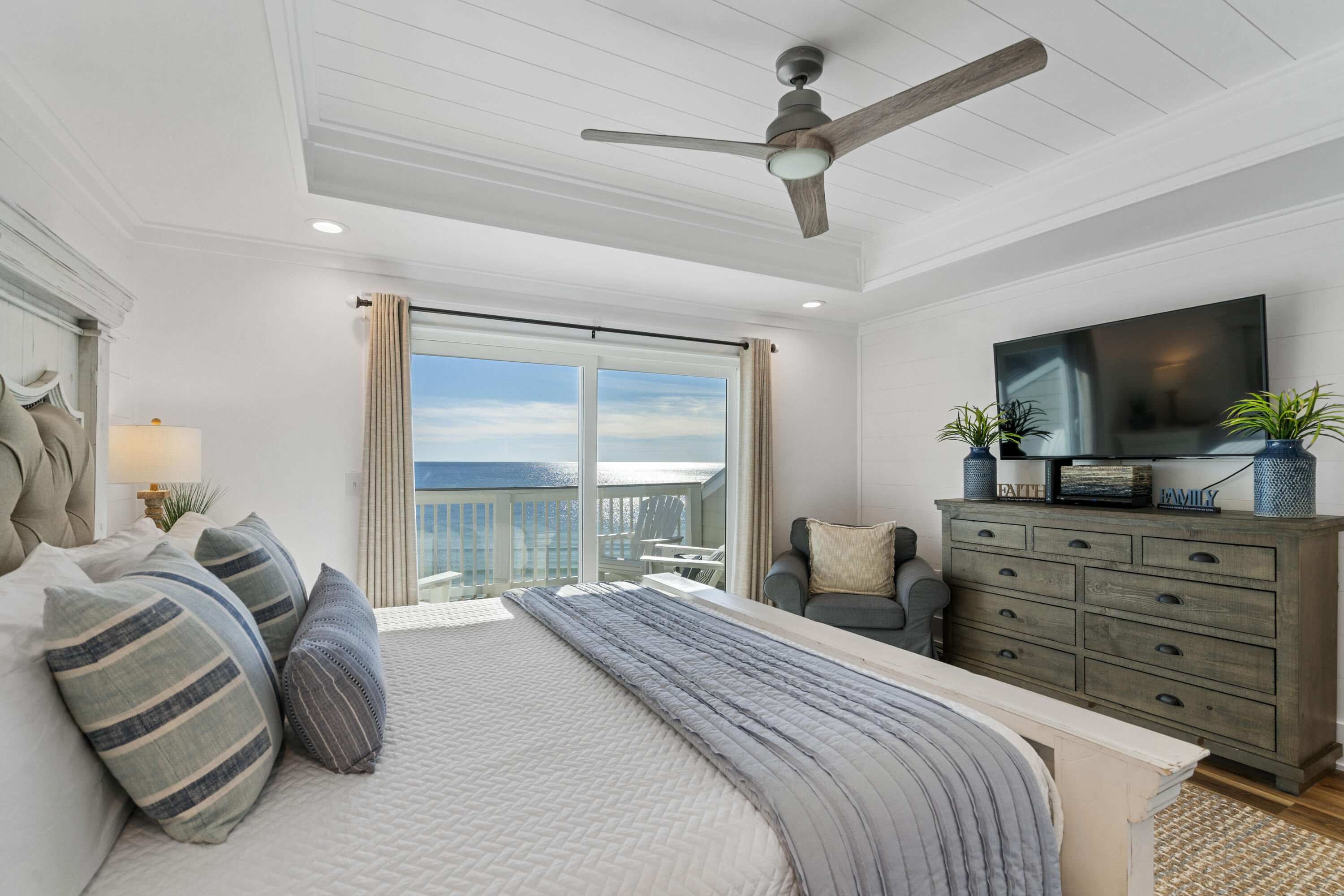 SEACREST TOWNHOMES - Residential