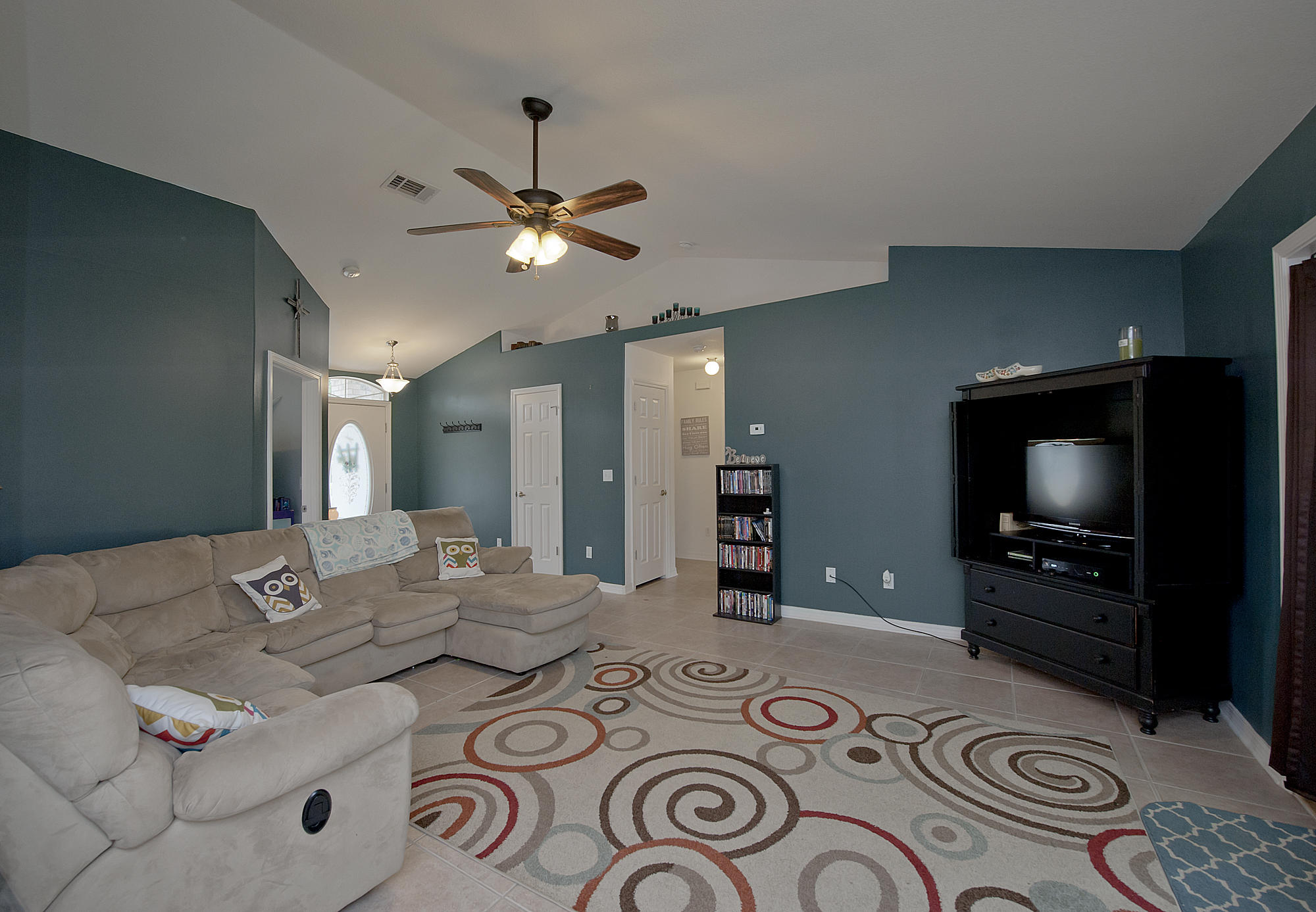 HIDDEN ESTATES - Residential