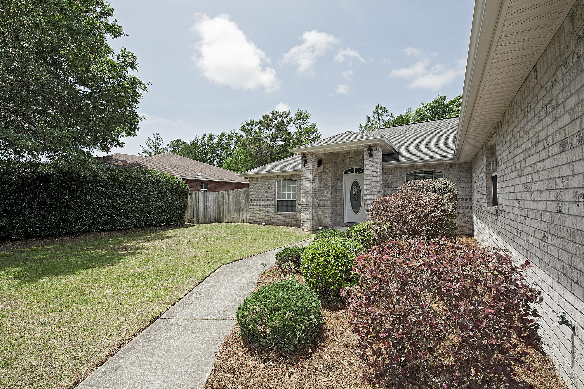 HIDDEN ESTATES - Residential