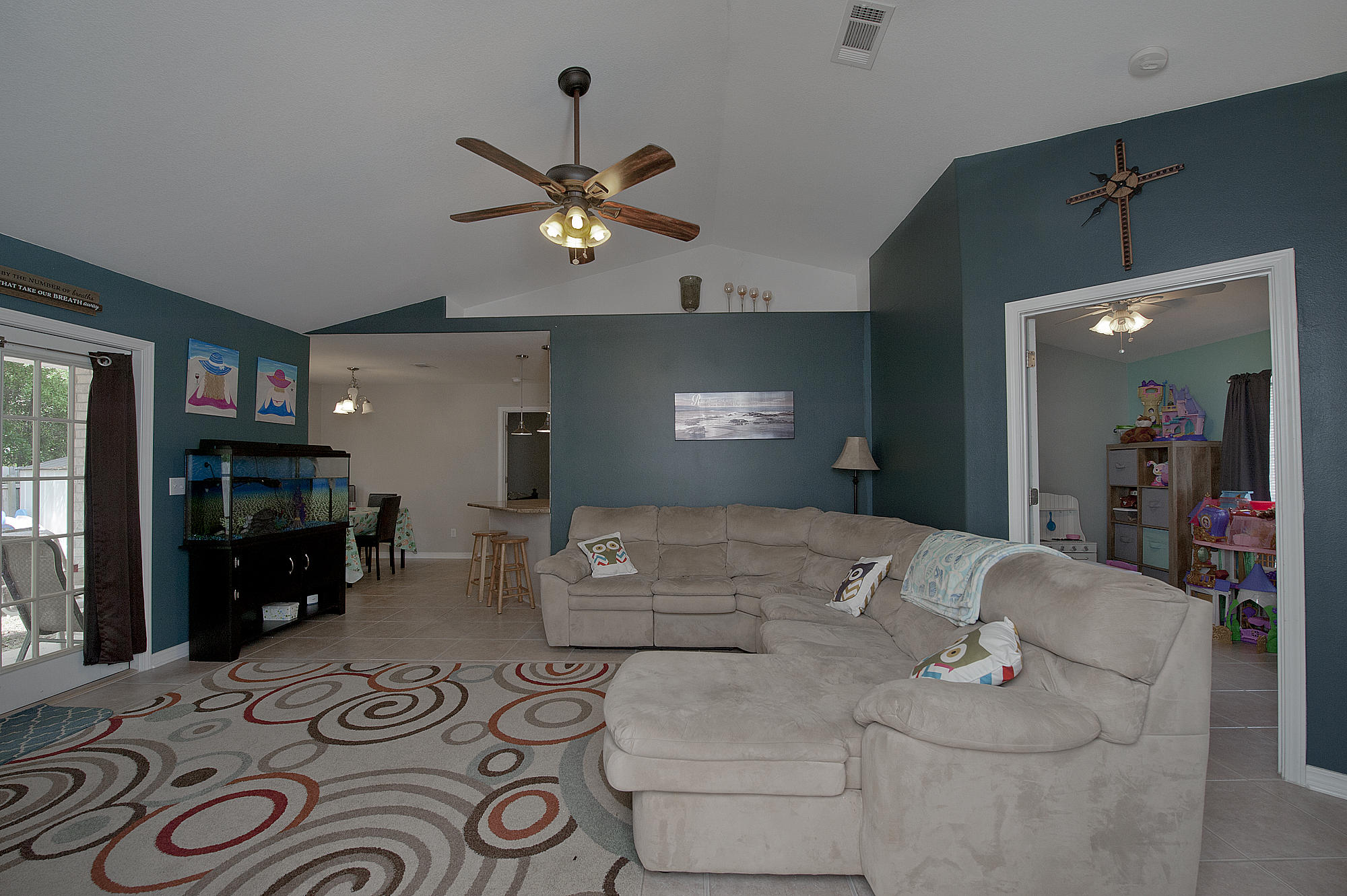 HIDDEN ESTATES - Residential