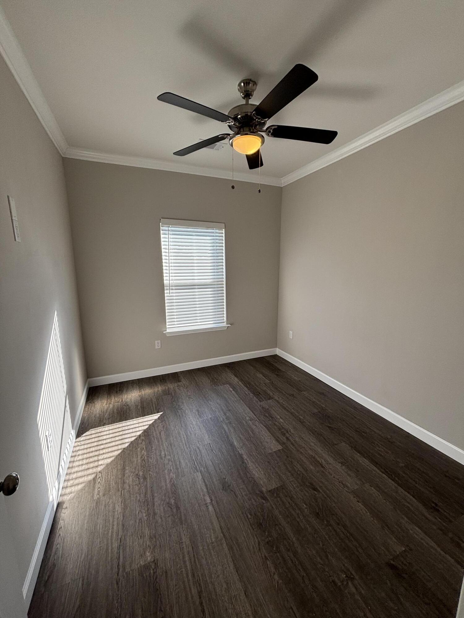 STABLE LANES - Residential Lease