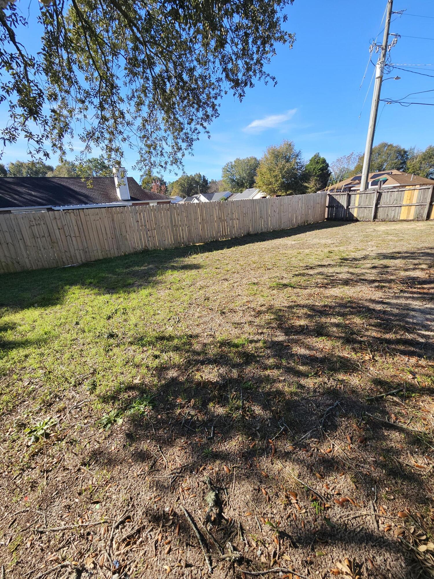 HOLLYROD PARK - Residential Lease