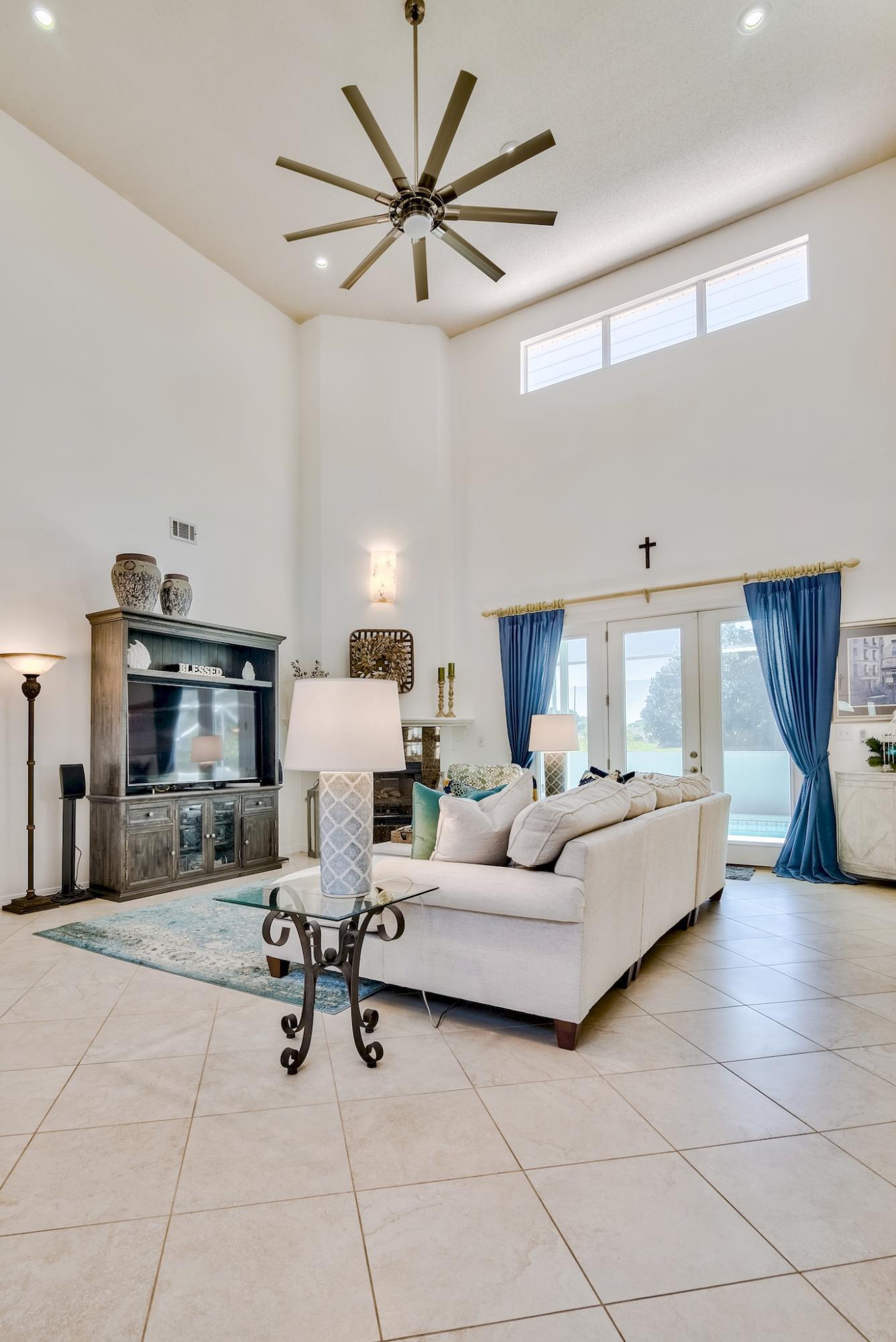 EMERALD BAY PH 1-B - Residential