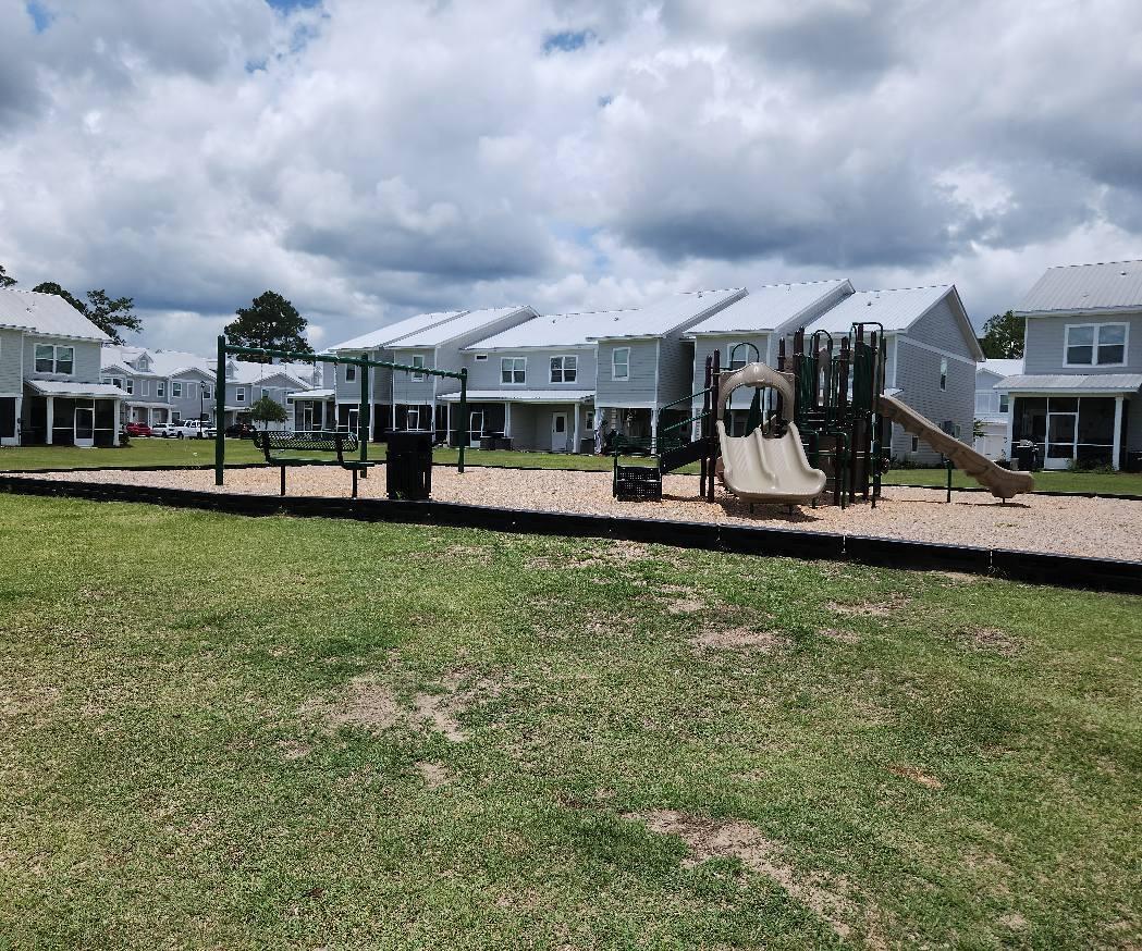 VERANDAS AT FREEPORT - Residential