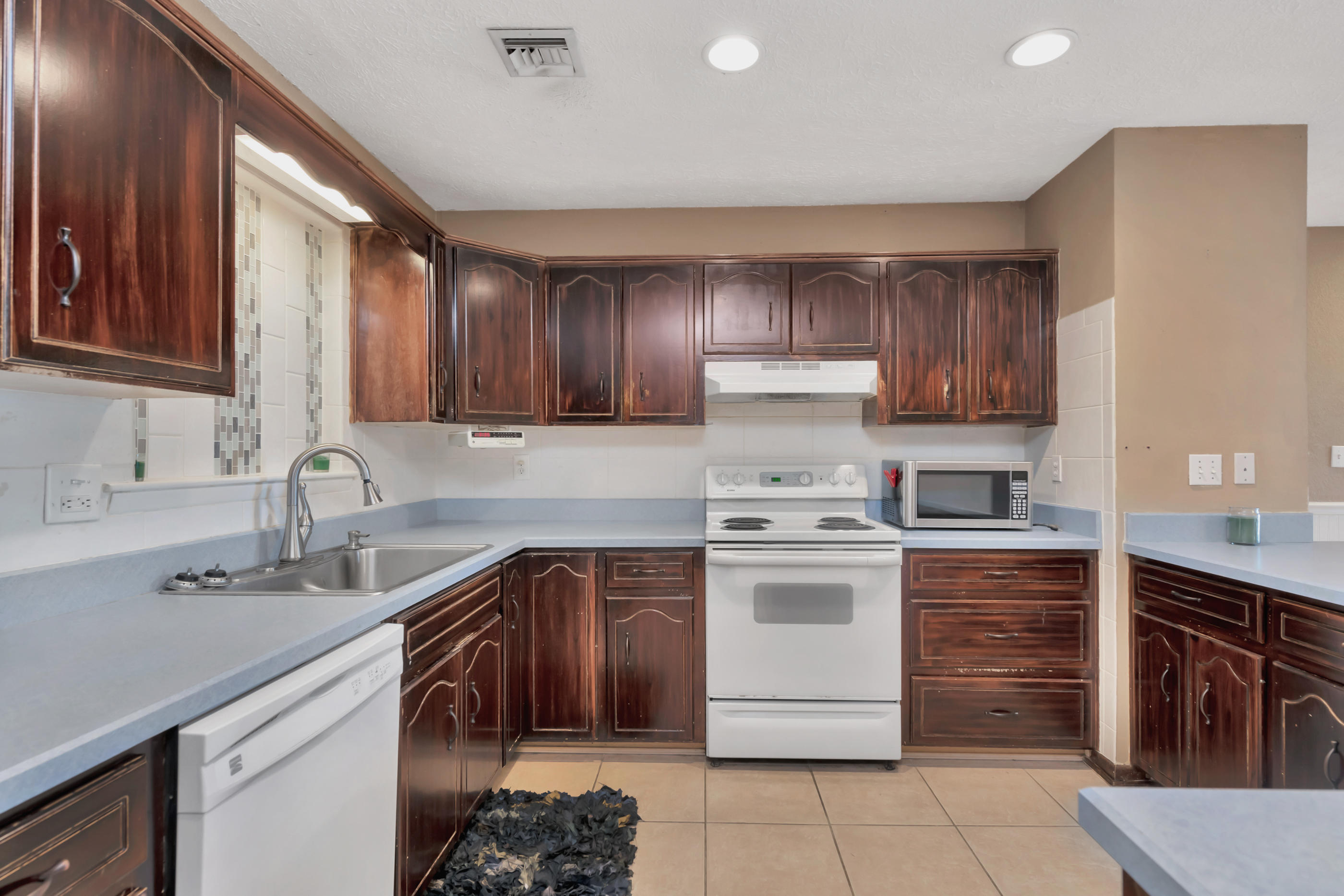 SHARON PARK - Residential