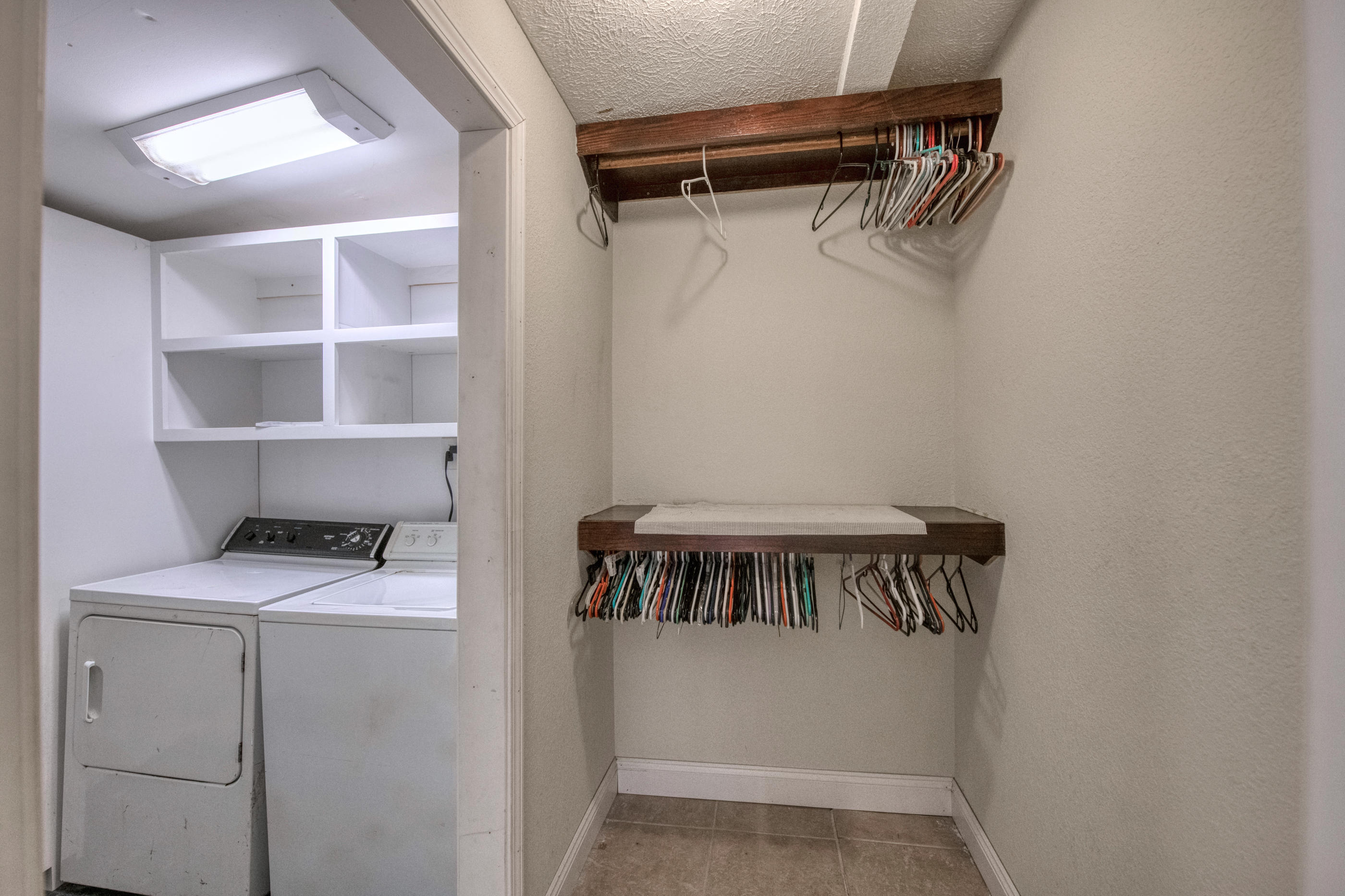 SHARON PARK - Residential