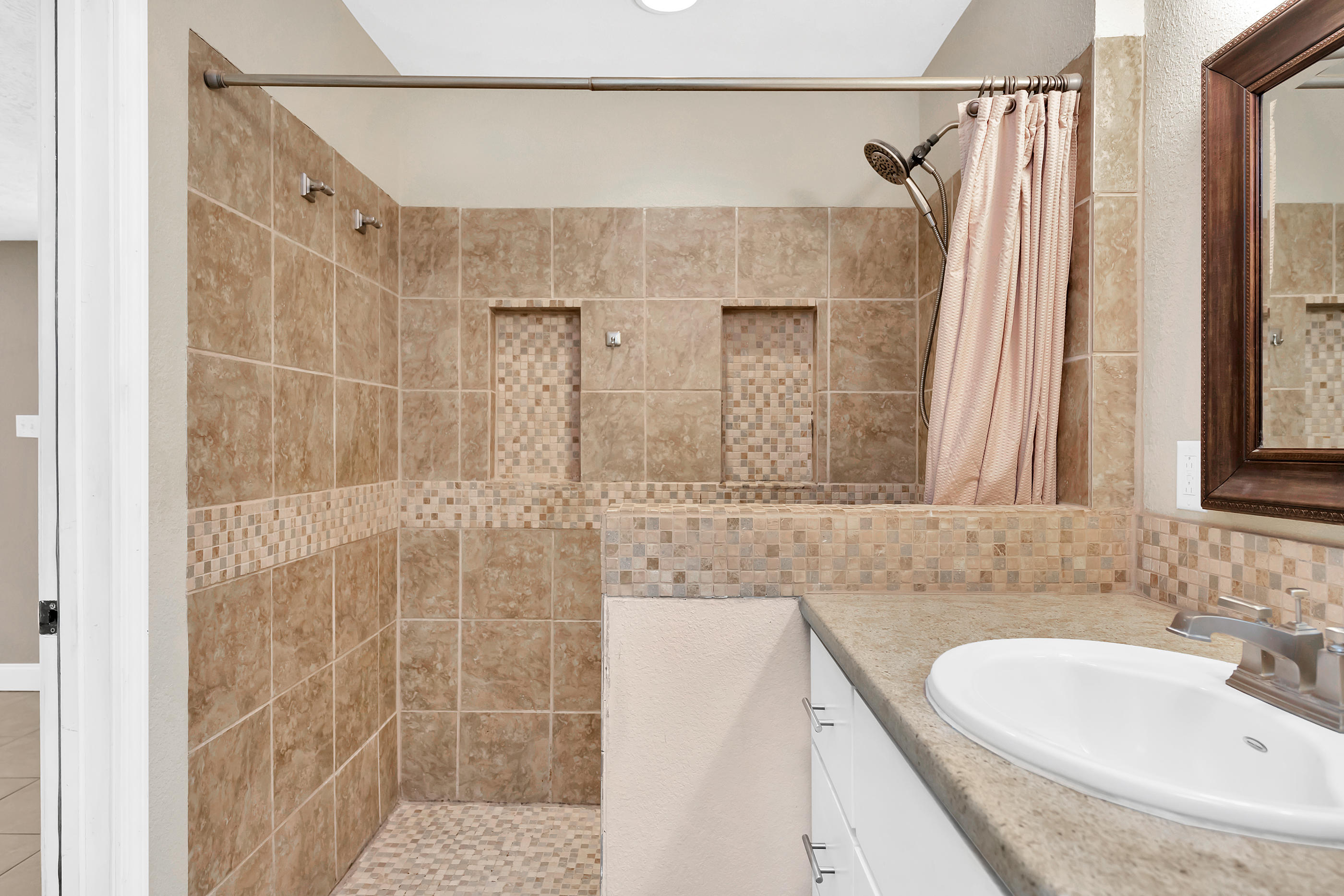 SHARON PARK - Residential