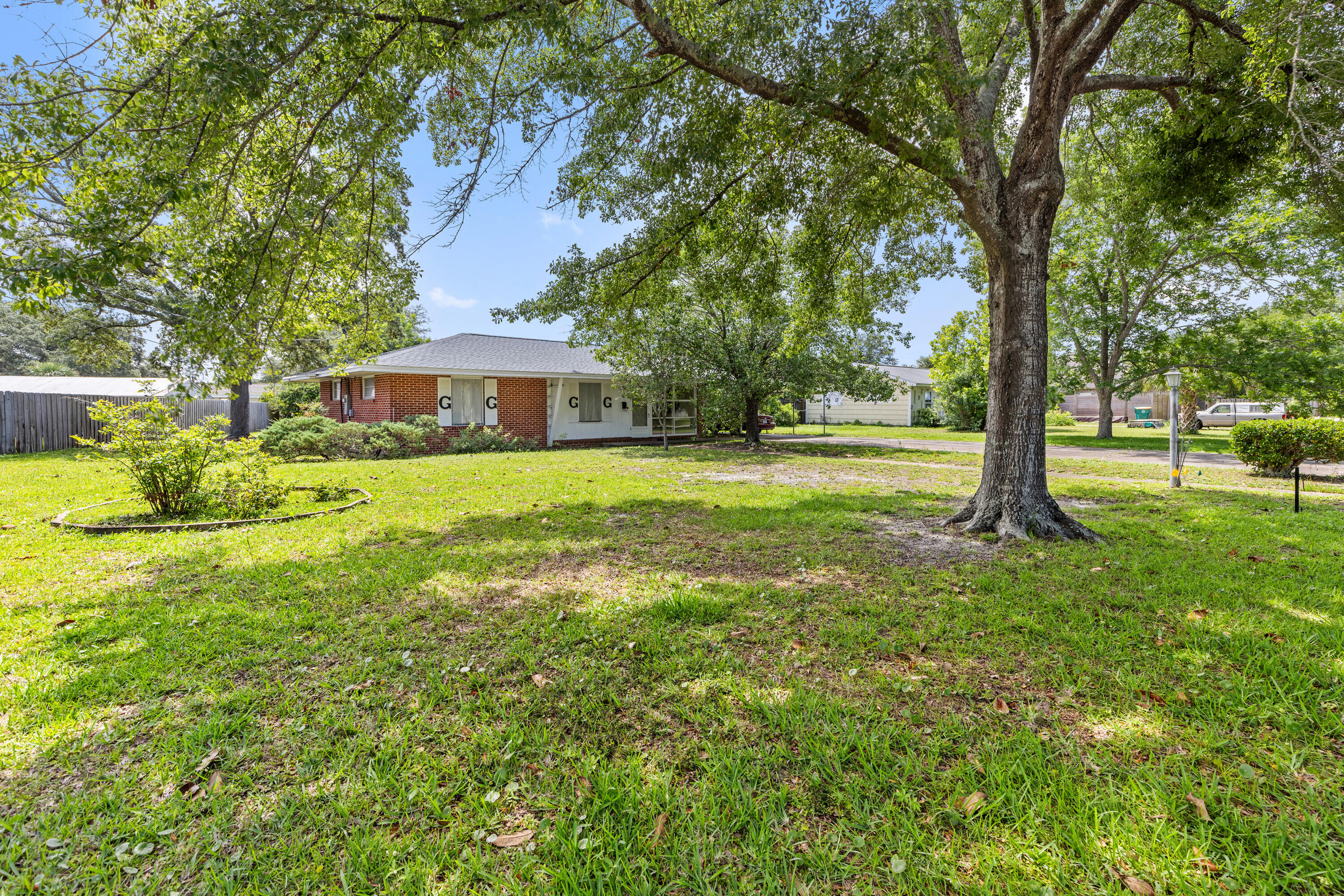 Eglin Highway - Residential