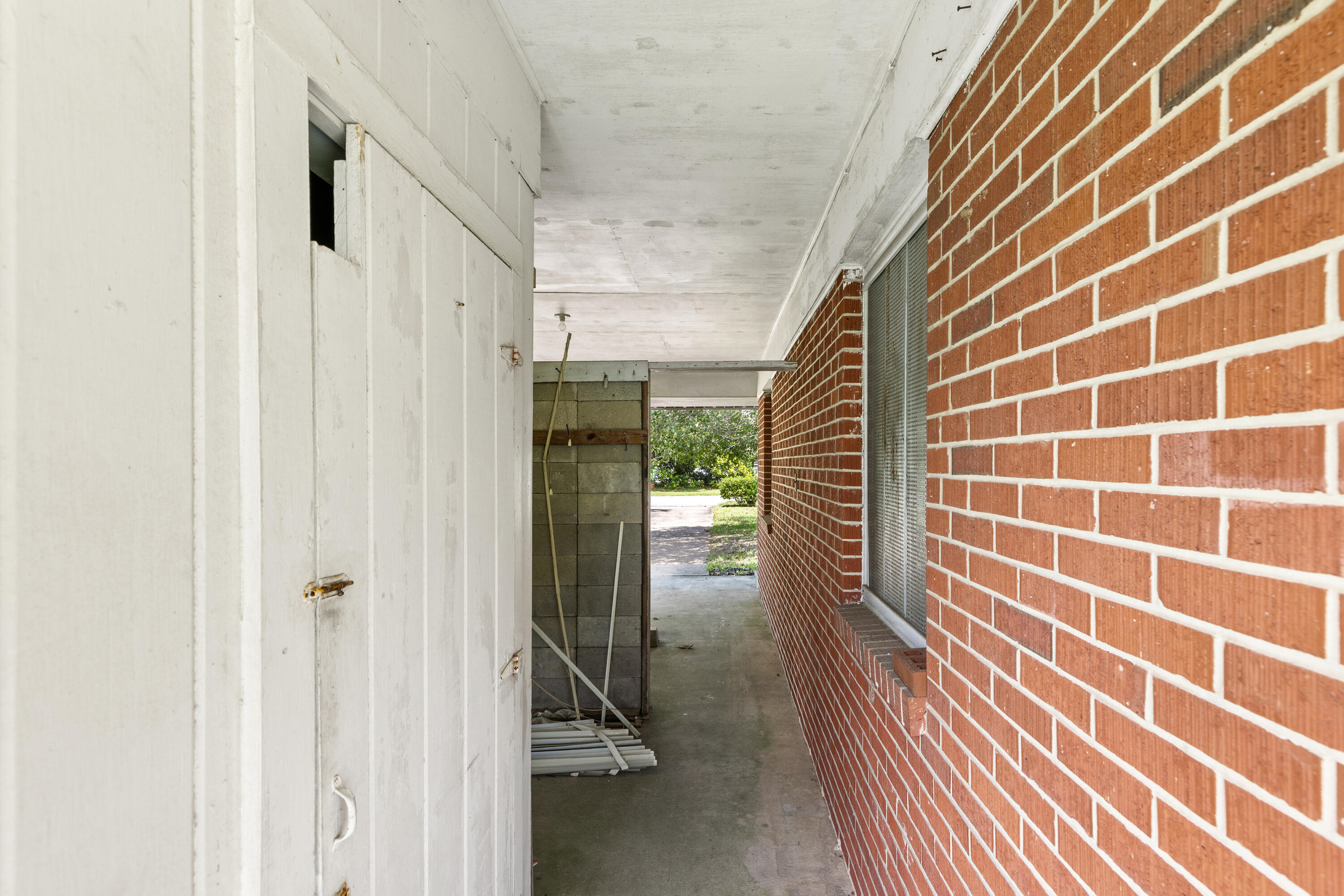 Eglin Highway - Residential