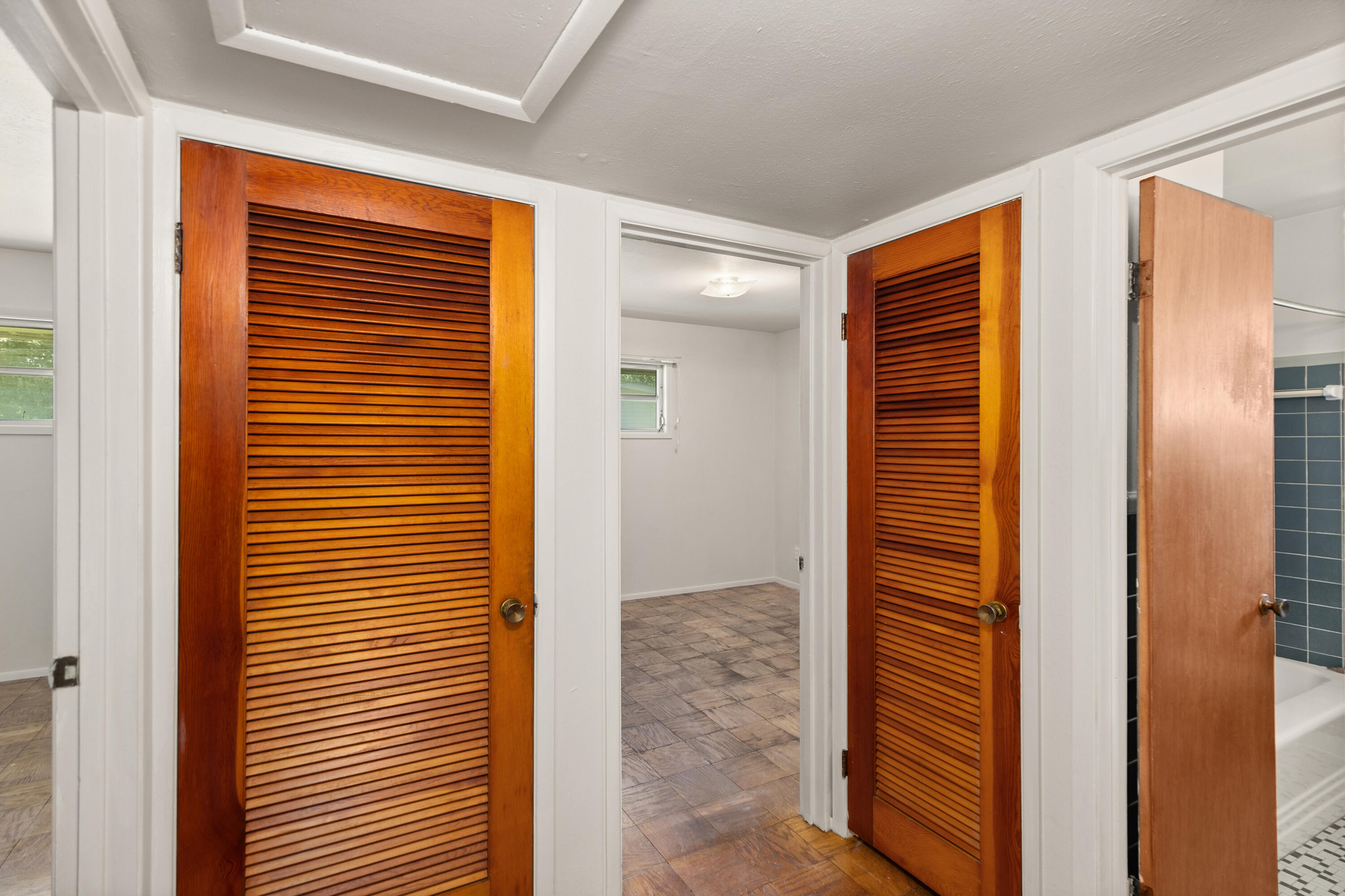 Eglin Highway - Residential