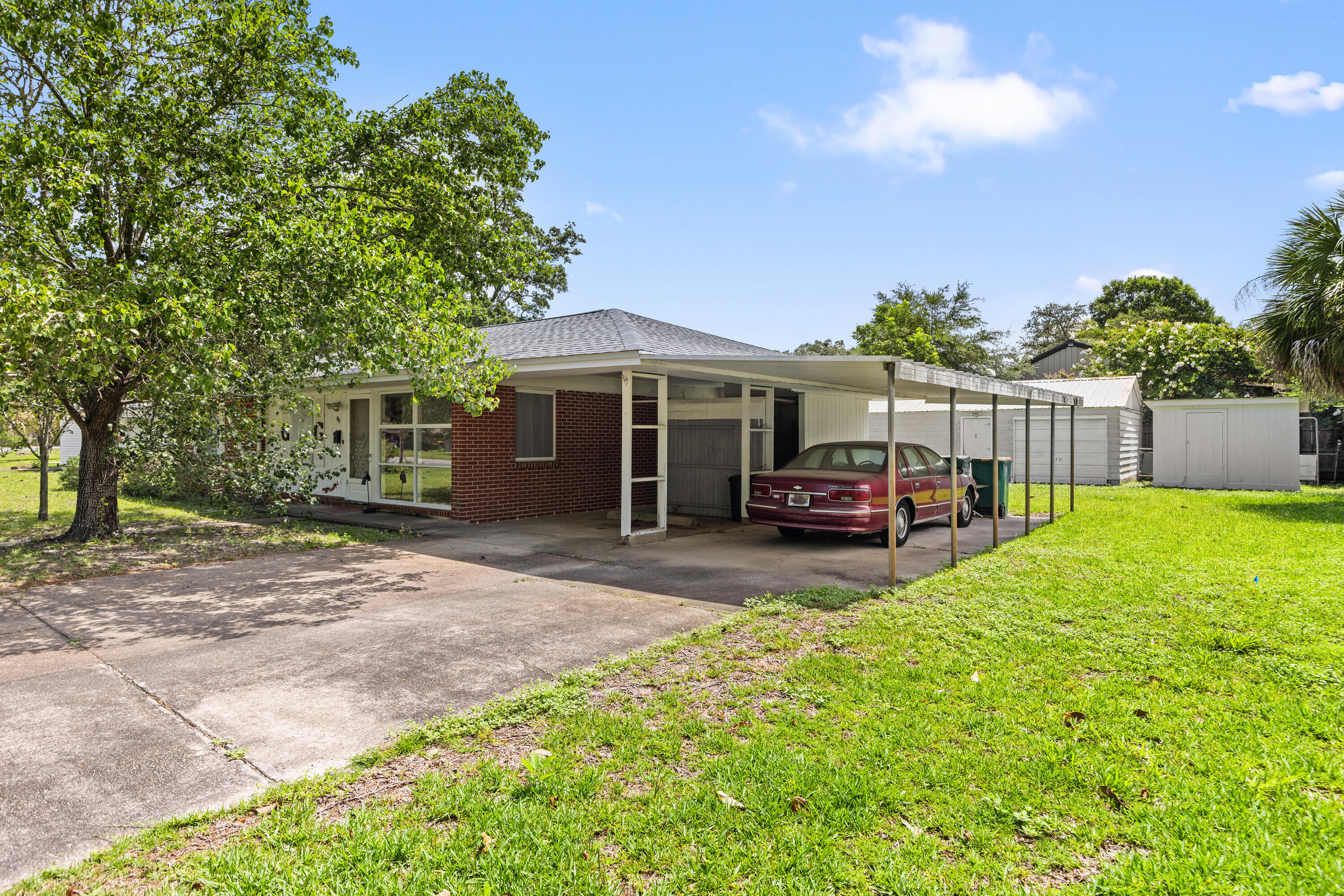 Eglin Highway - Residential