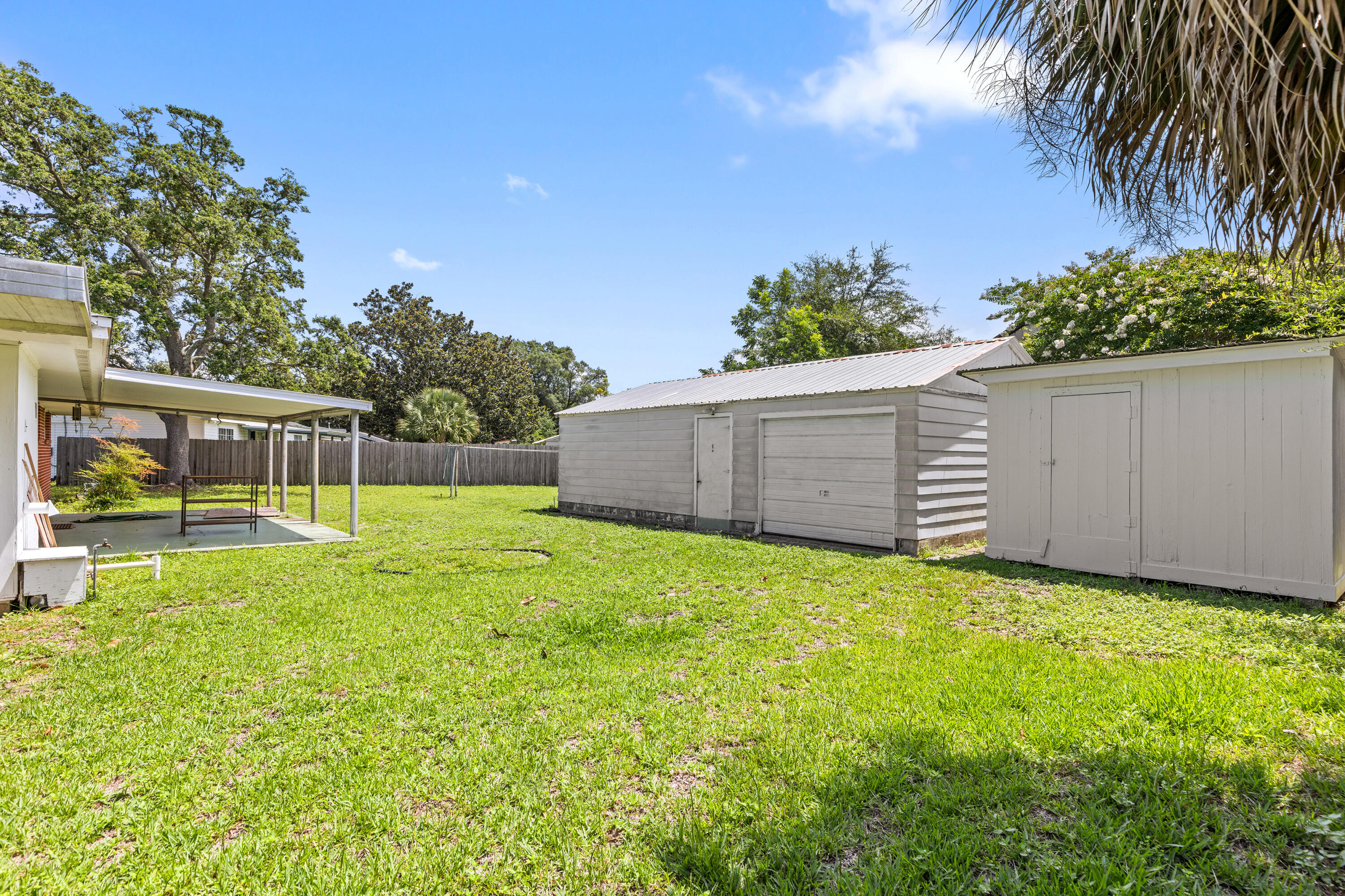 Eglin Highway - Residential