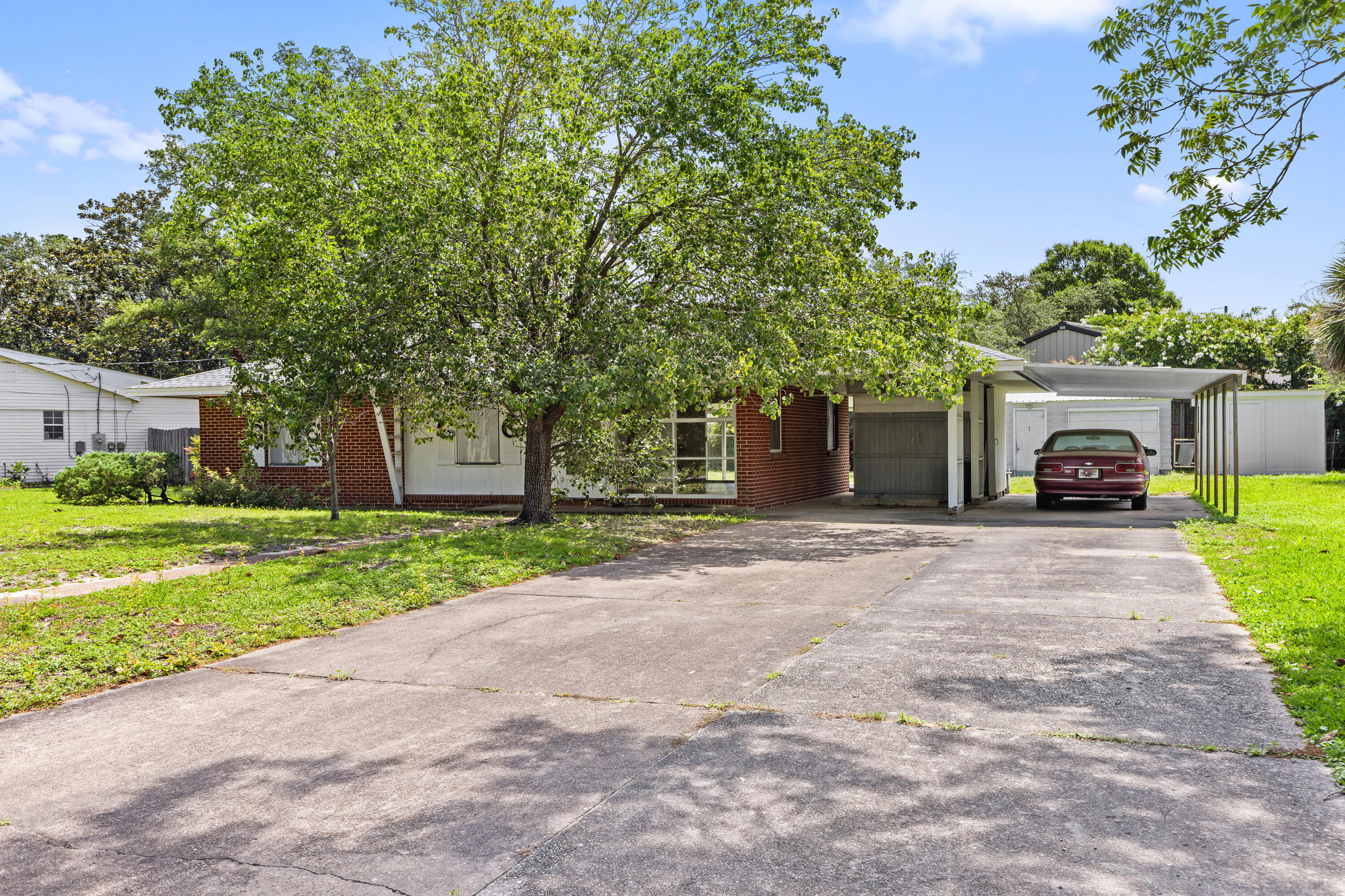 Eglin Highway - Residential