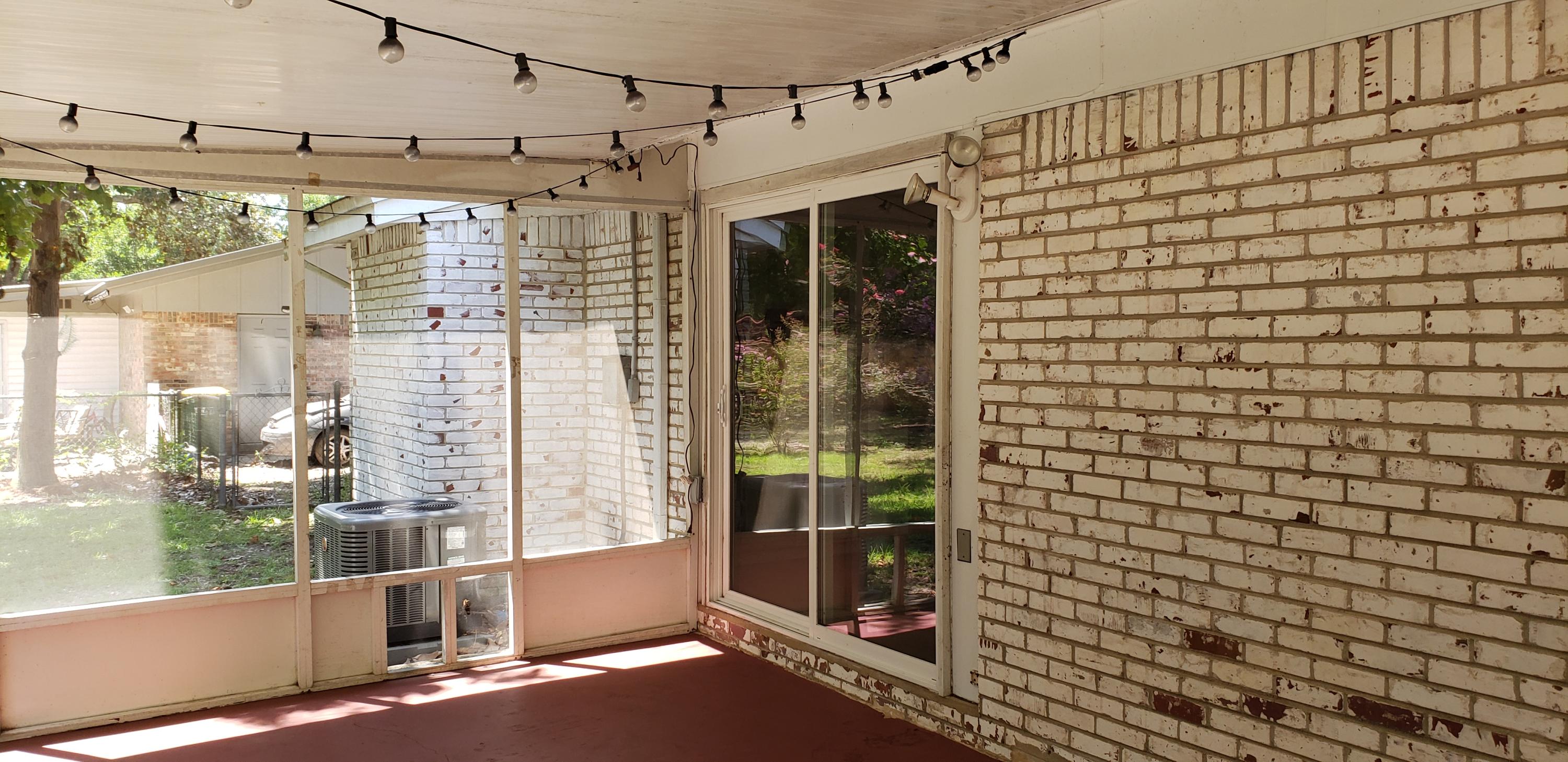 CAROL ANNE MANOR 1ST ADDN - Residential Lease