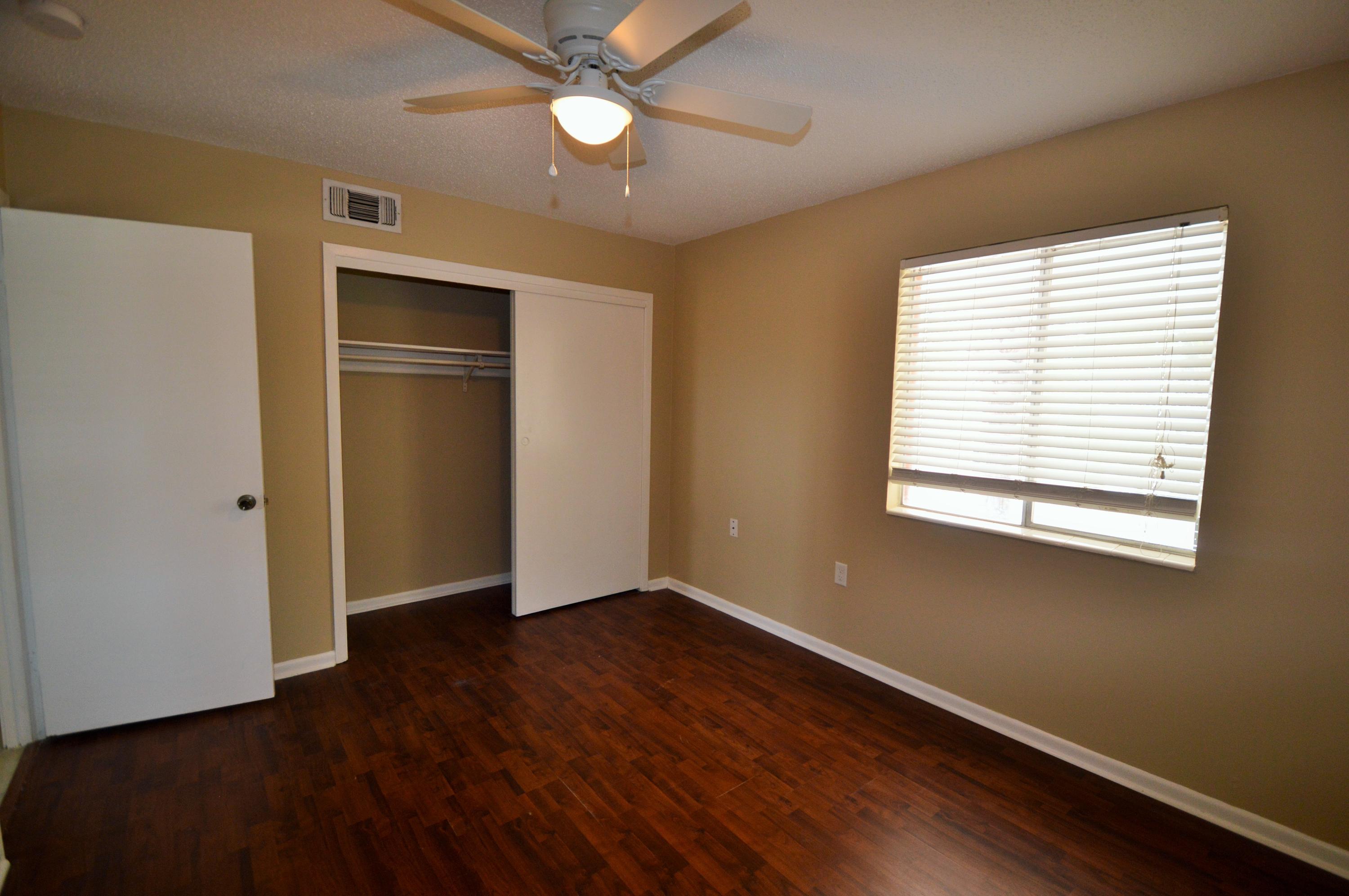 BREAKERS WEST - Residential