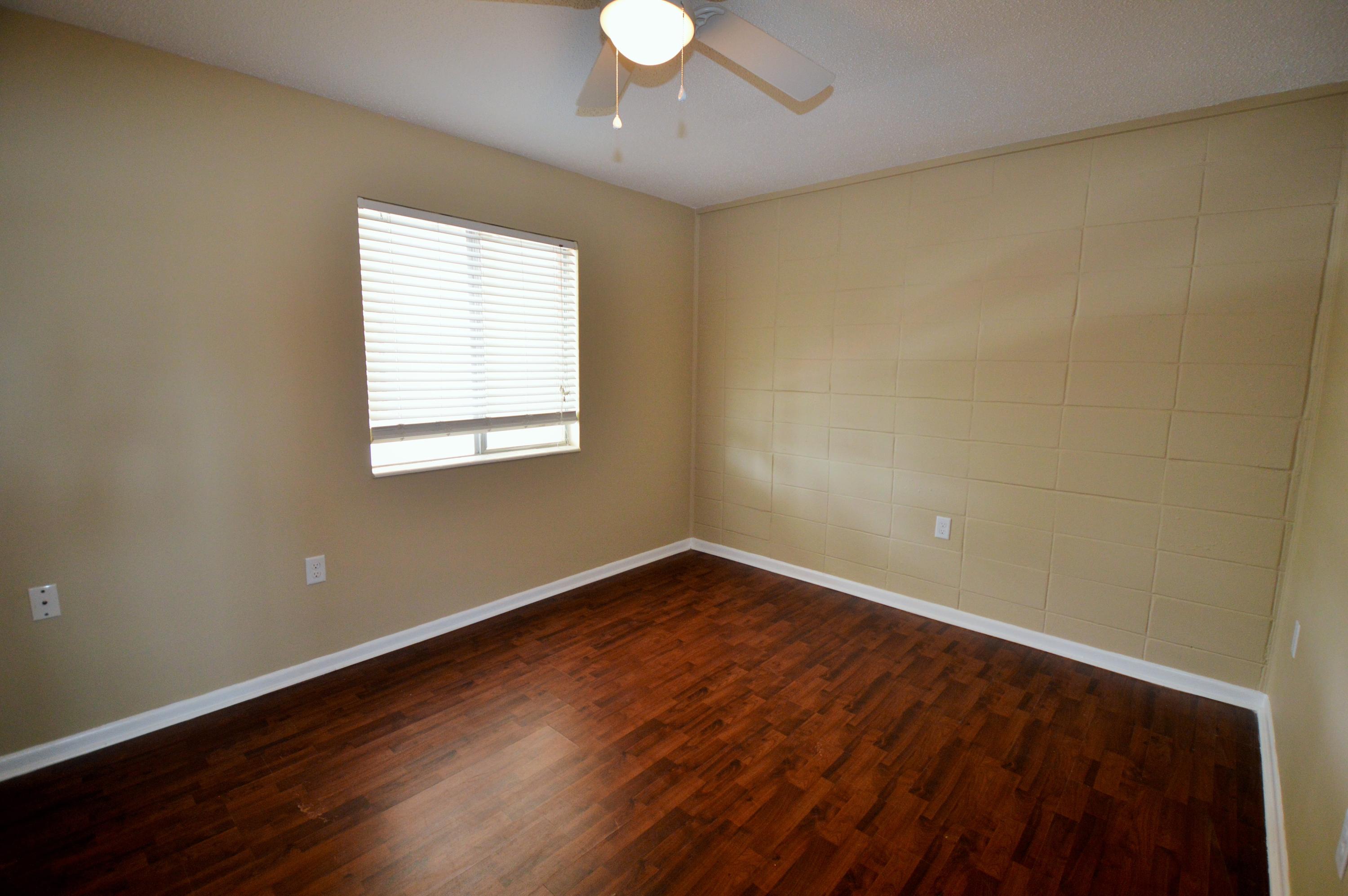 BREAKERS WEST - Residential