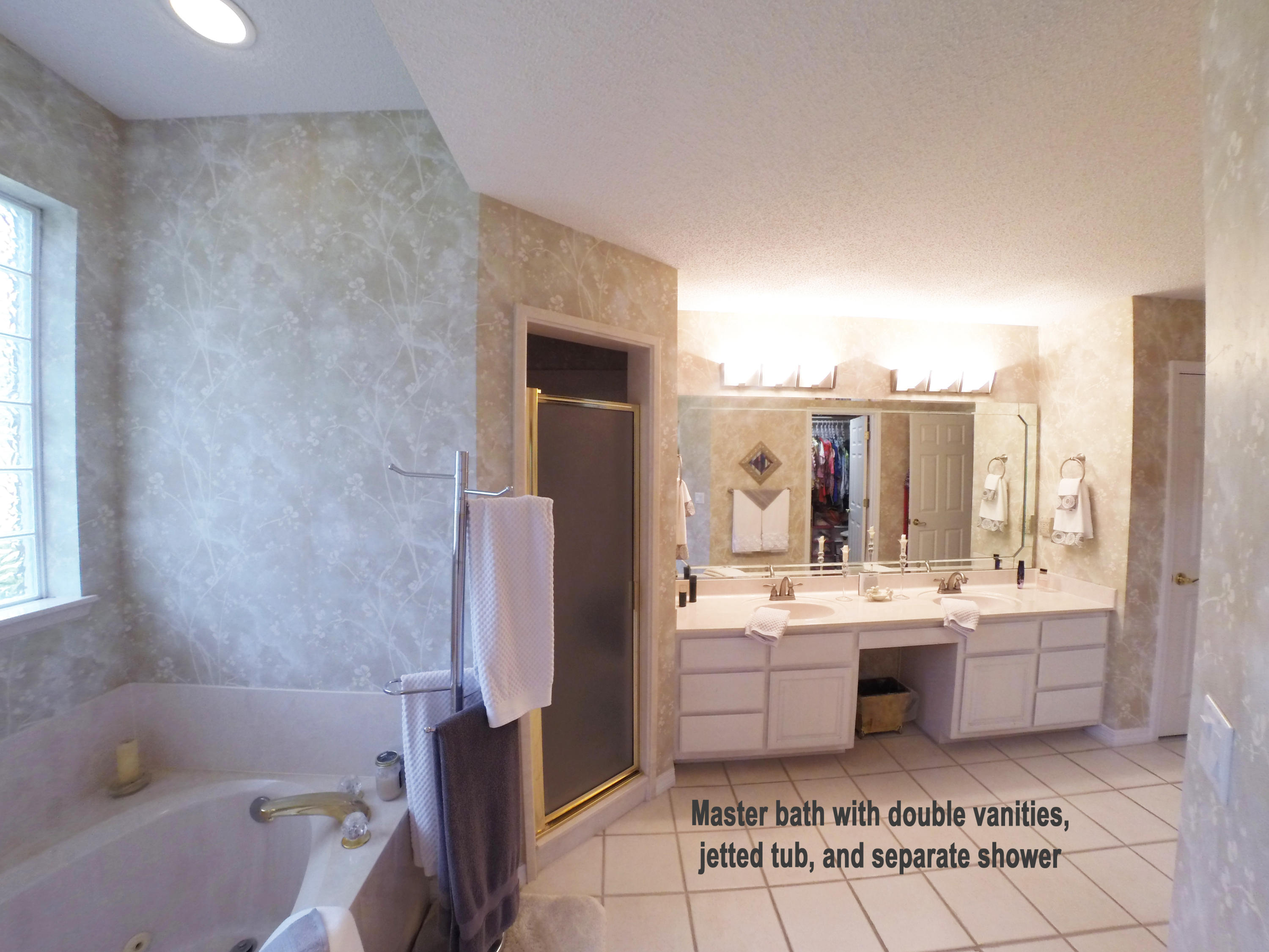 ROCKY BAYOU COUNTRY CLUB ESTATES 11 - Residential