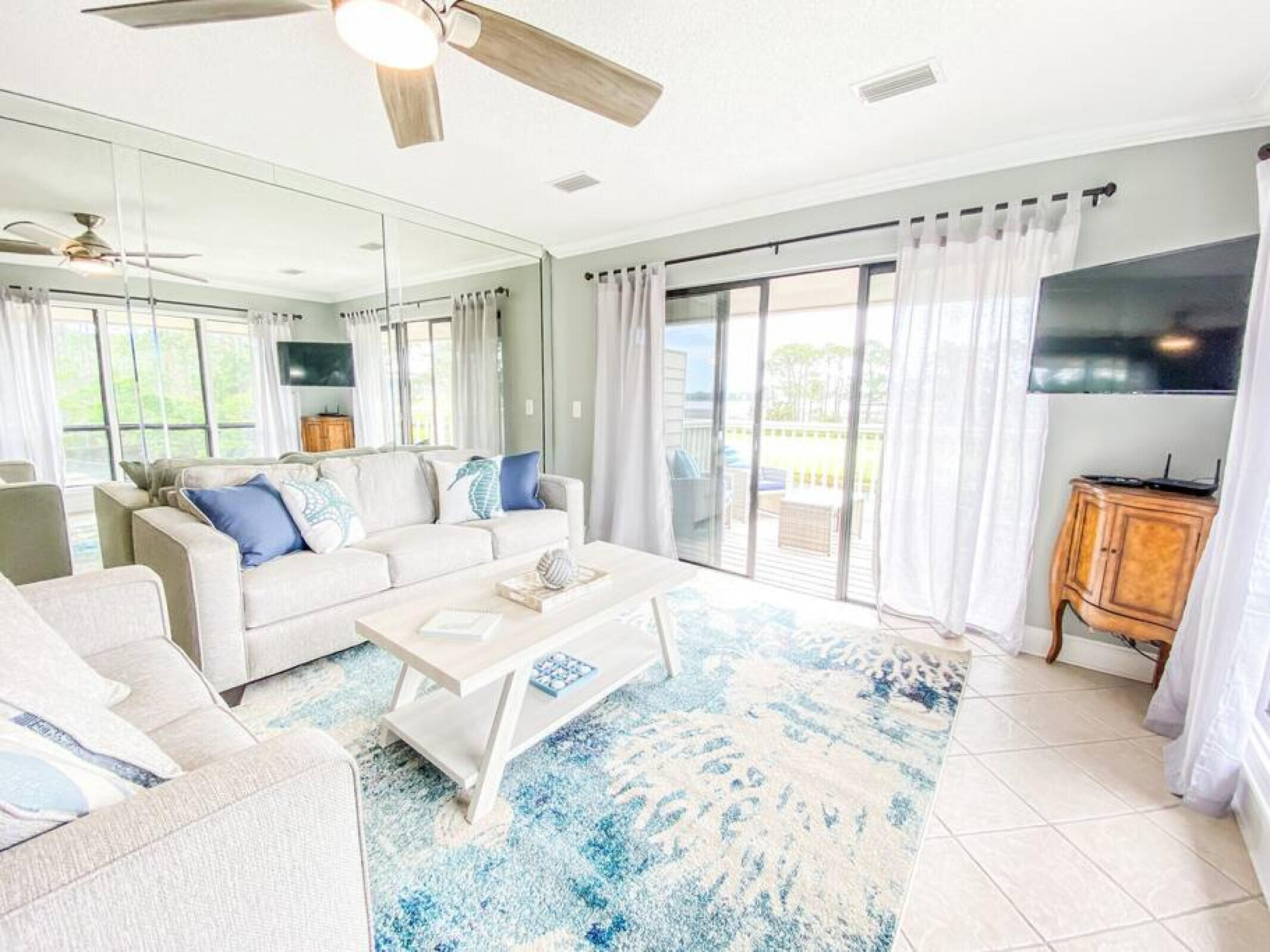 HARBOUR POINT - Residential