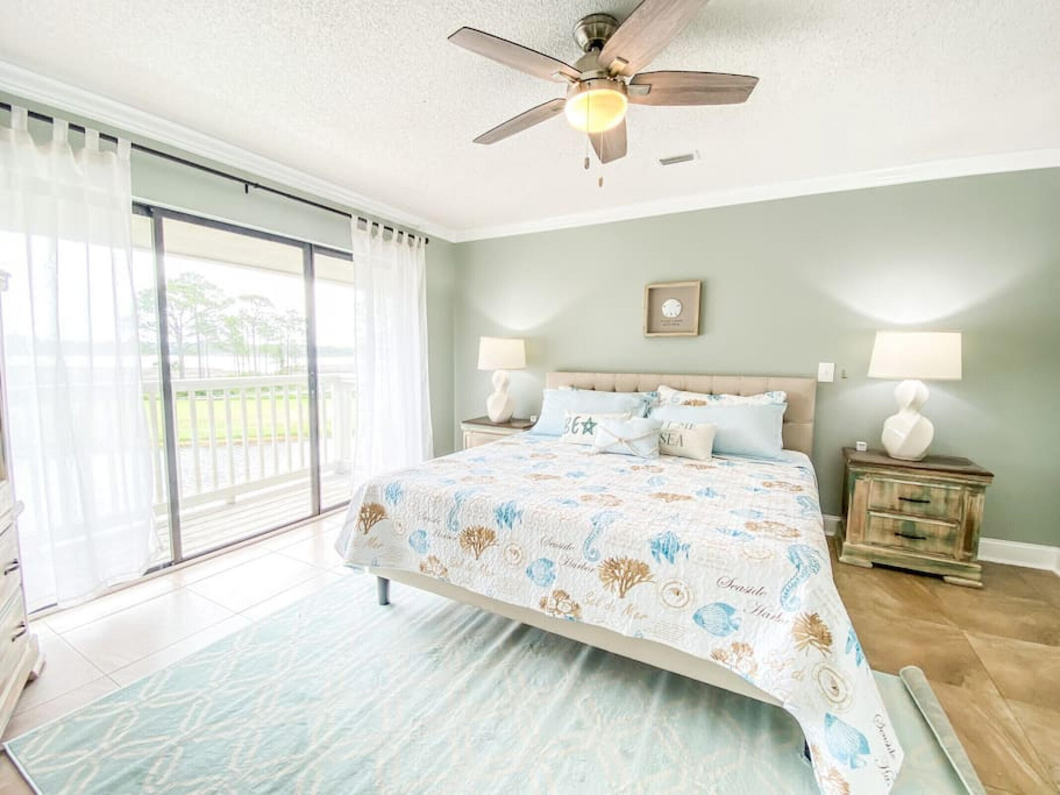 HARBOUR POINT - Residential