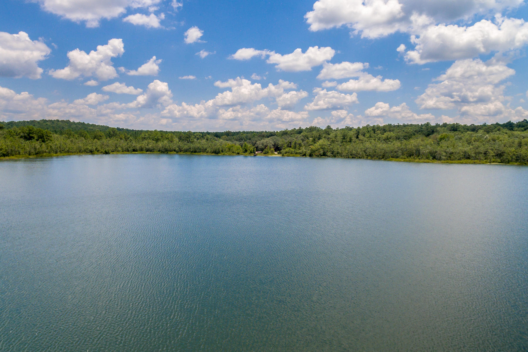 Andrews Lake Fishcamp - Land