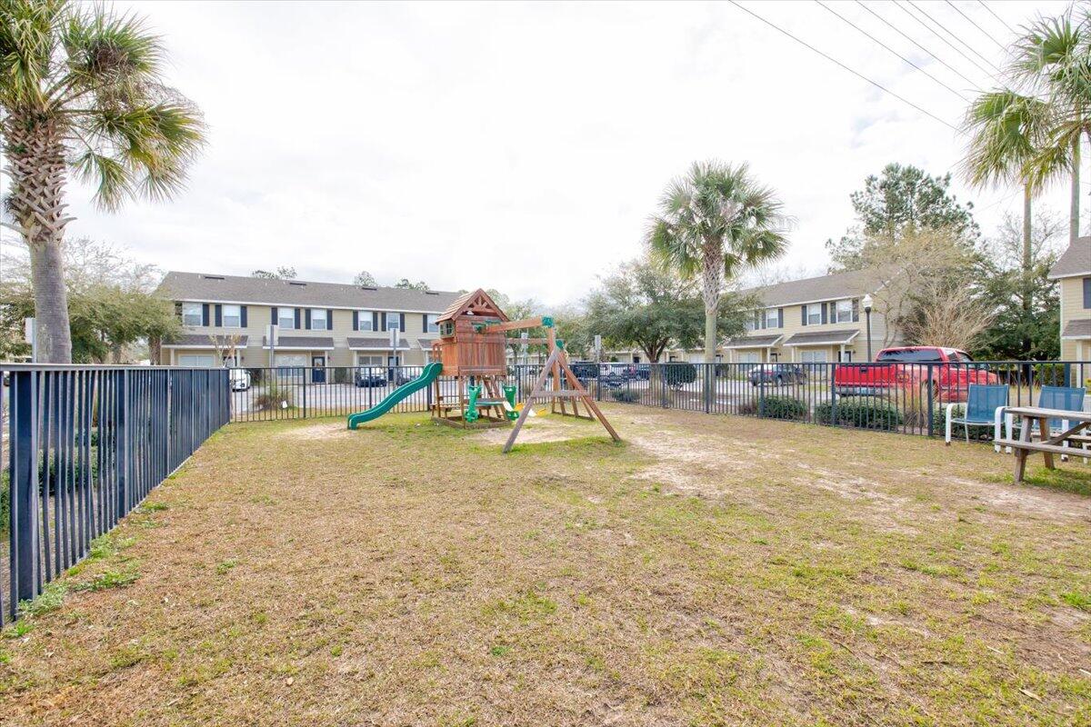 PALMS OF FREEPORT - Residential