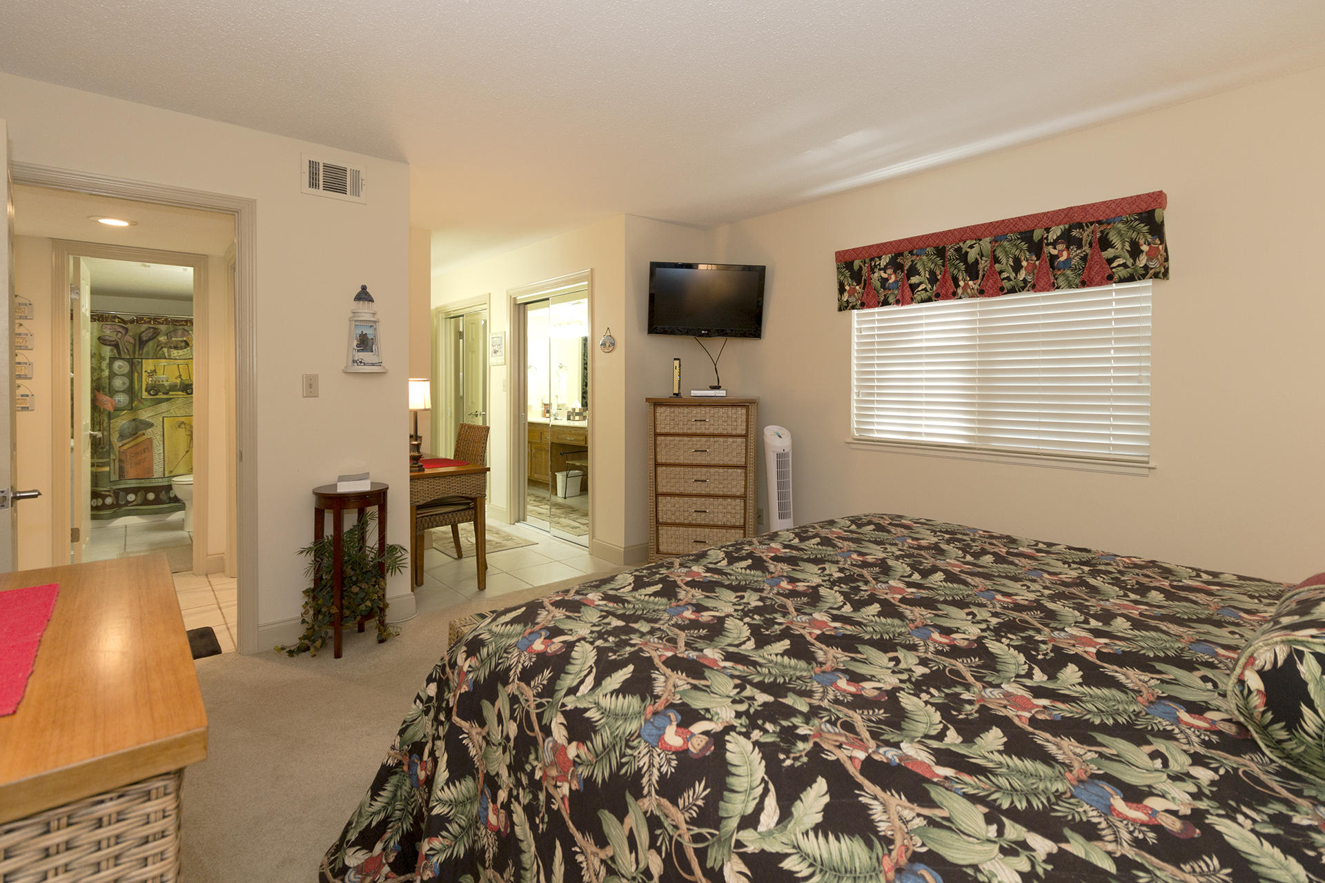 SEASCAPE CONDO FAIRWAYS AT - Residential