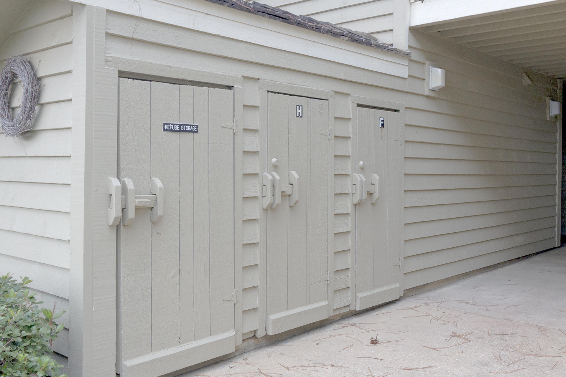 SEASCAPE CONDO FAIRWAYS AT - Residential