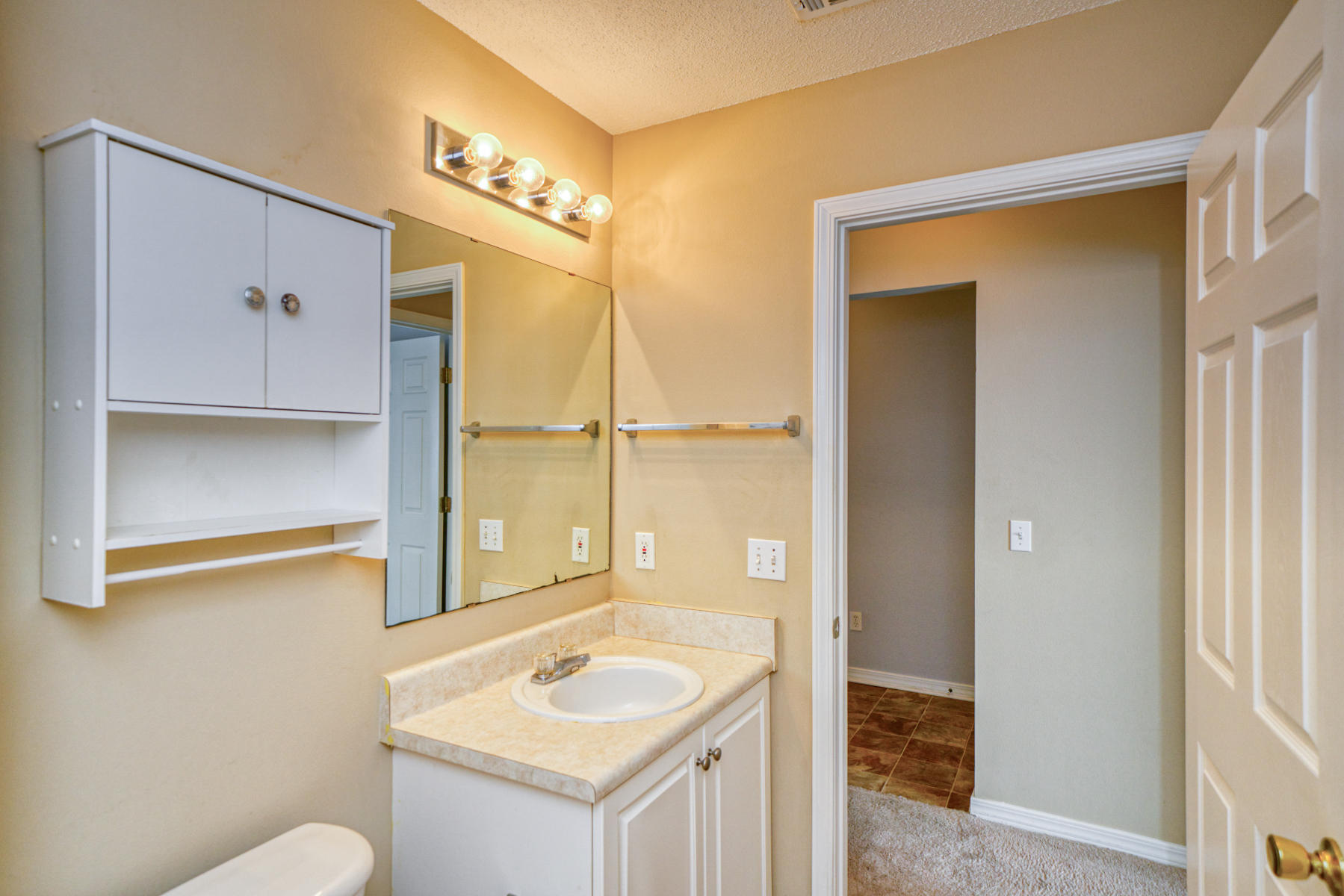 HIDDEN SHORES - Residential