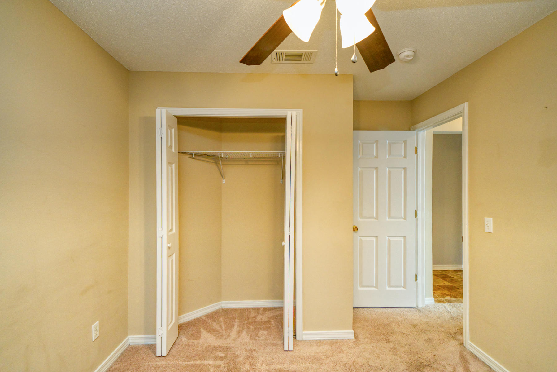 HIDDEN SHORES - Residential